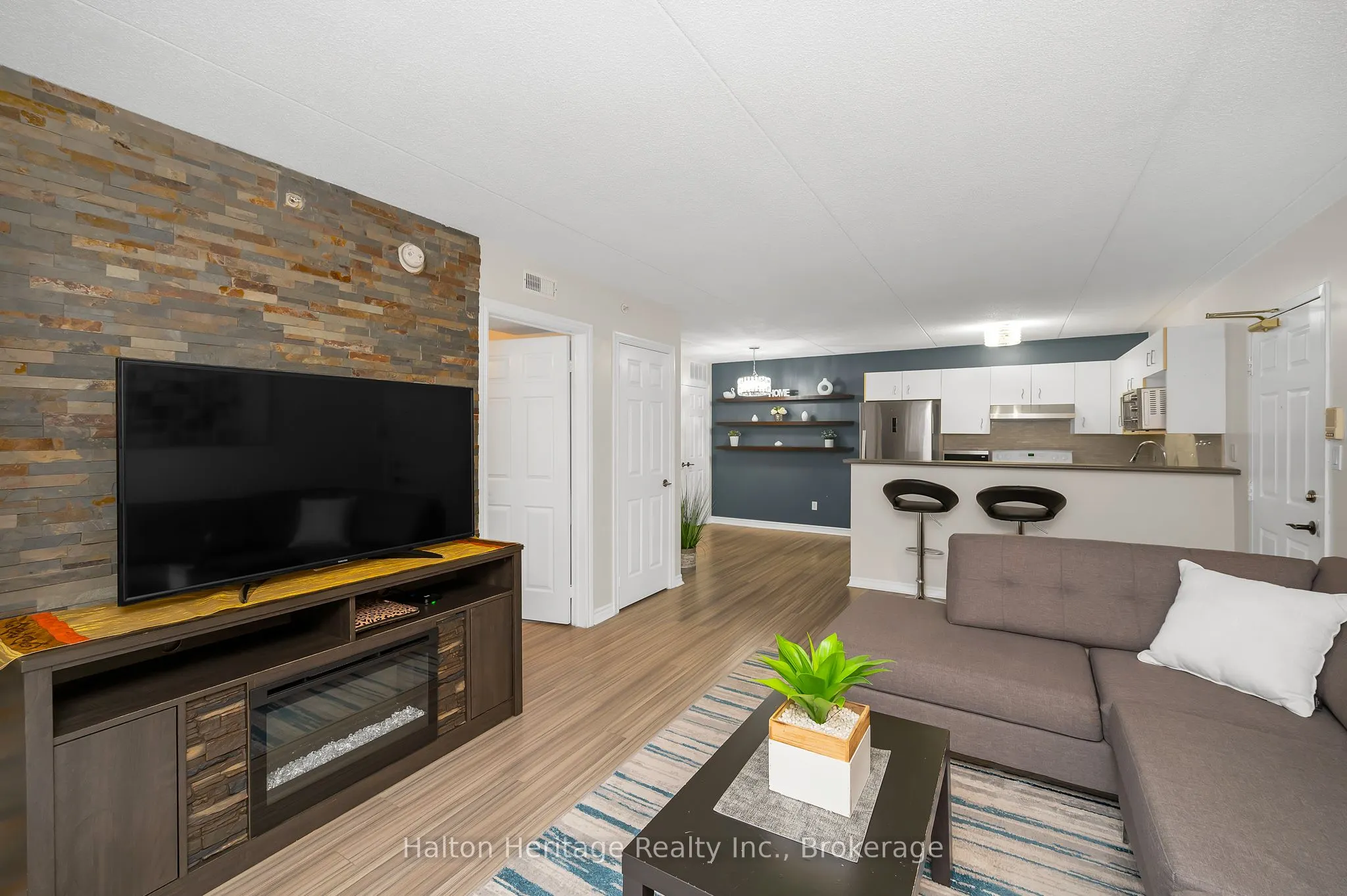 4015 Kilmer Drive, #110