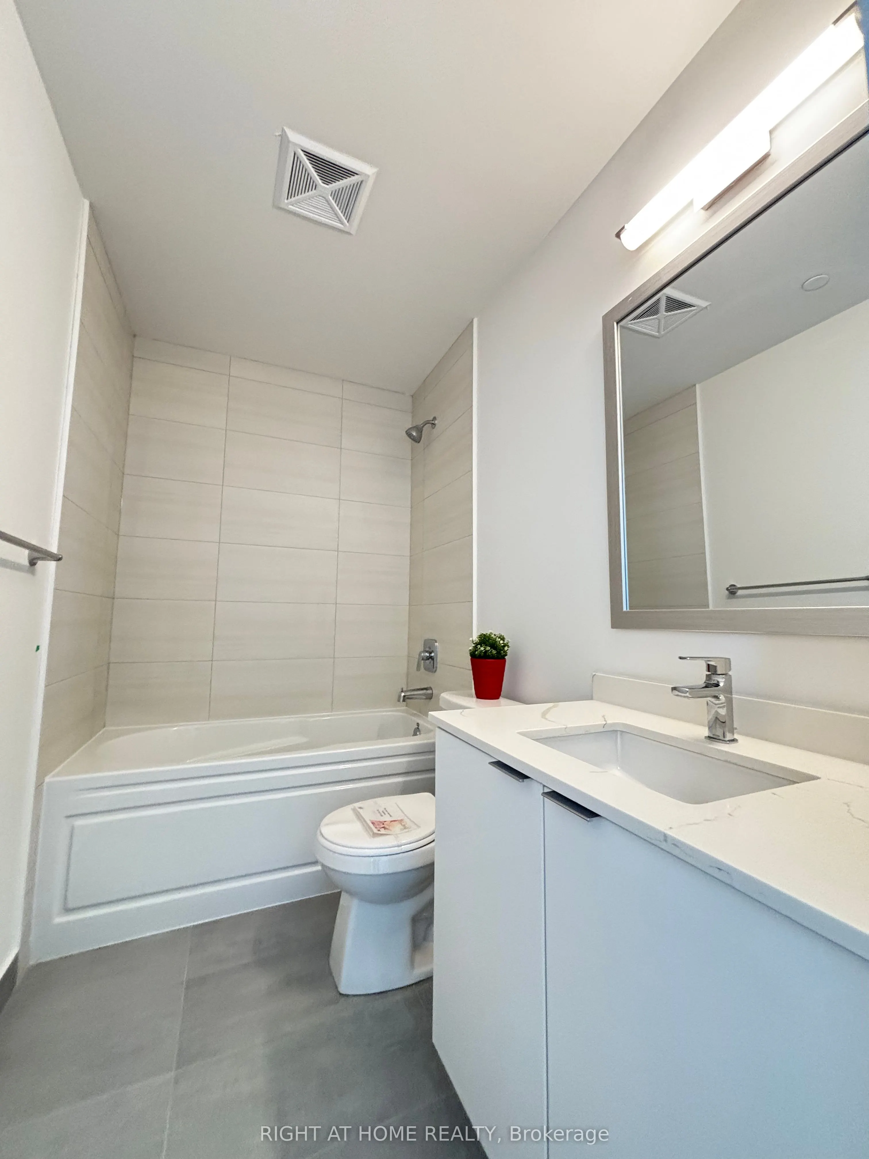 15 Watergarden Drive, #2403