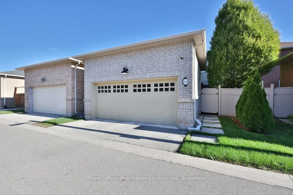 3294 Robert Brown Boulevard