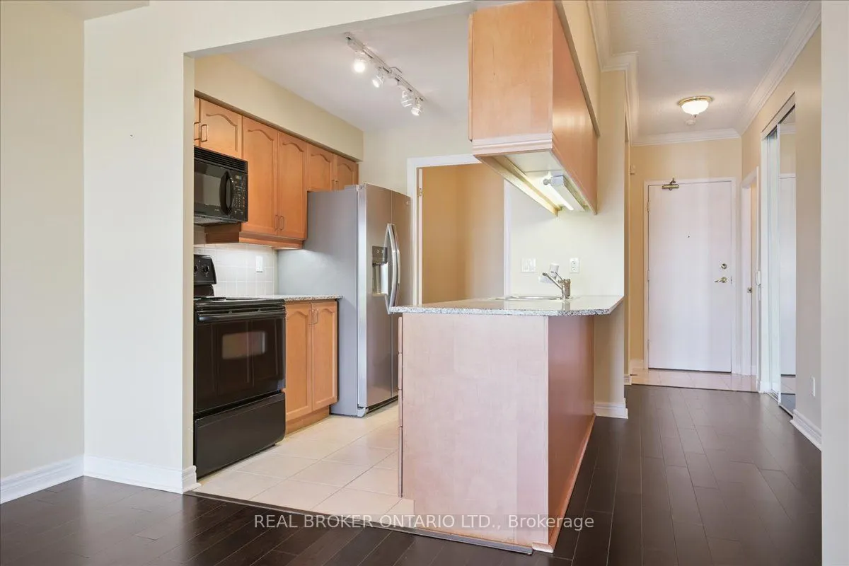 40 Old Mill Road, #804