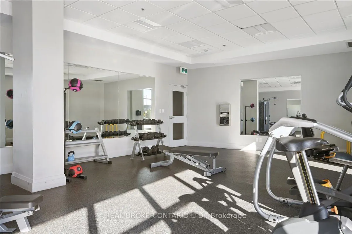 150 Oak Park Boulevard, #301