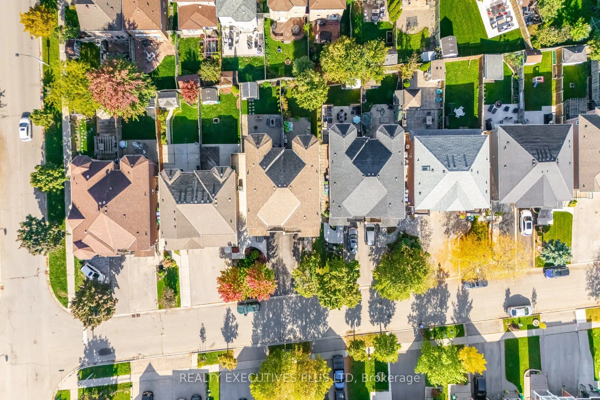 12 Manorwood Court