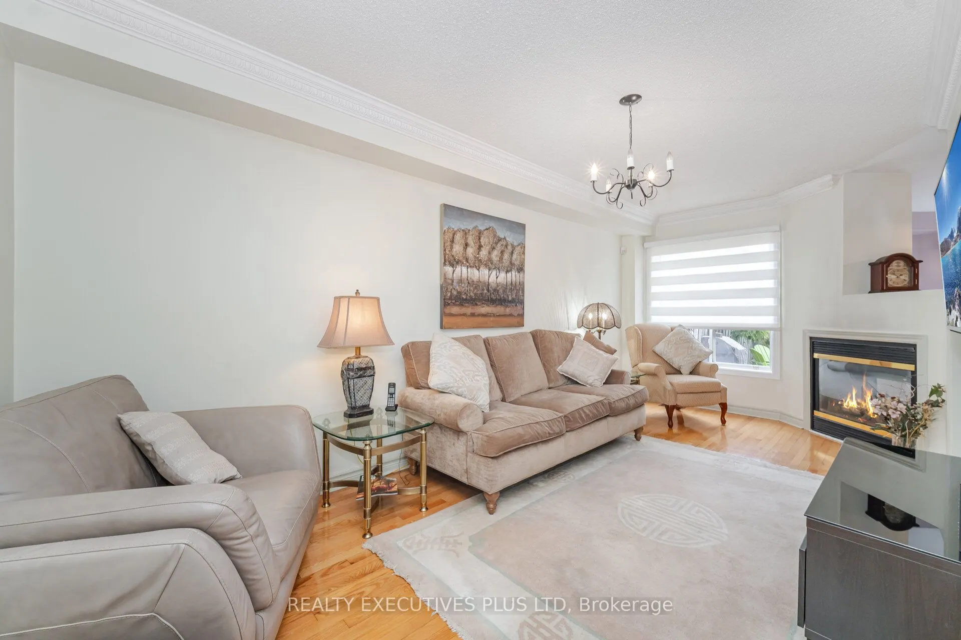 12 Manorwood Court