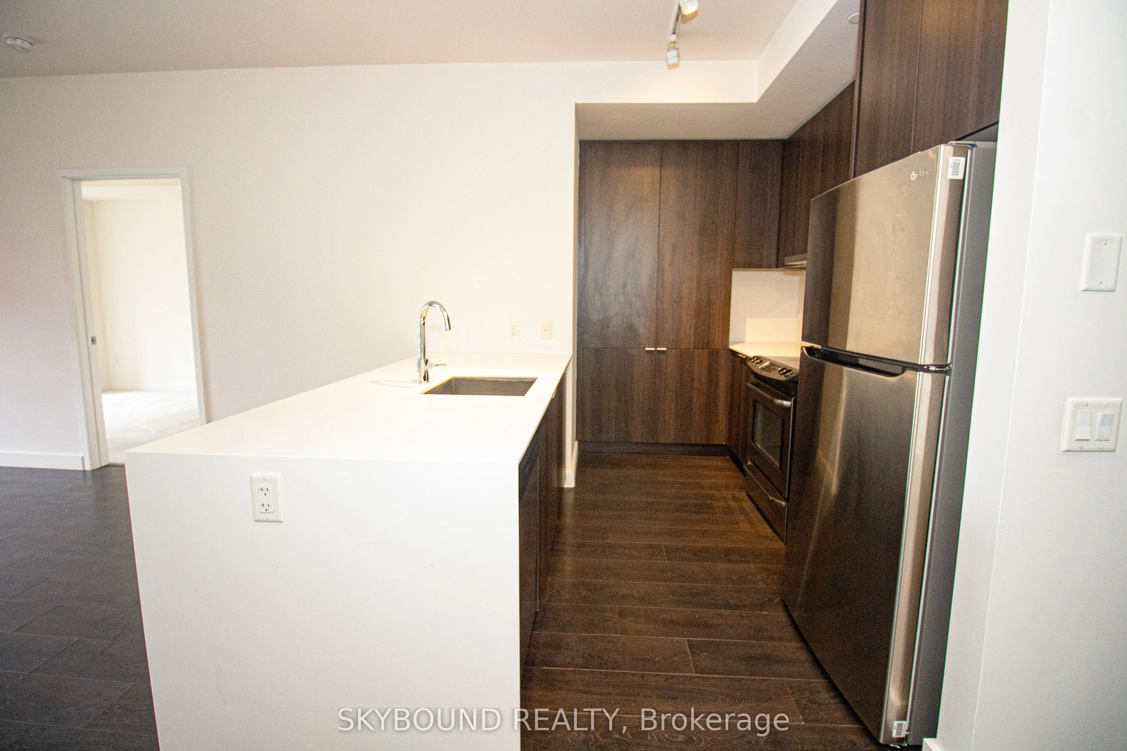 5025 Harvard Road, #214