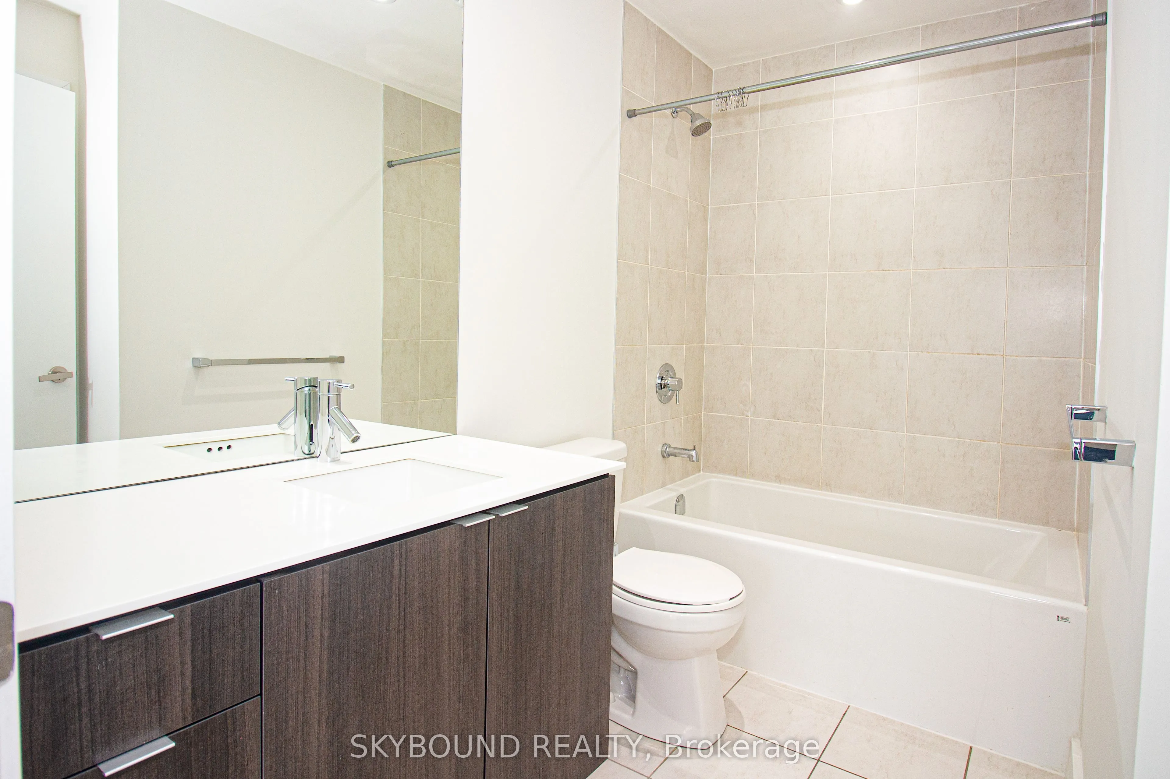 5025 Harvard Road, #214