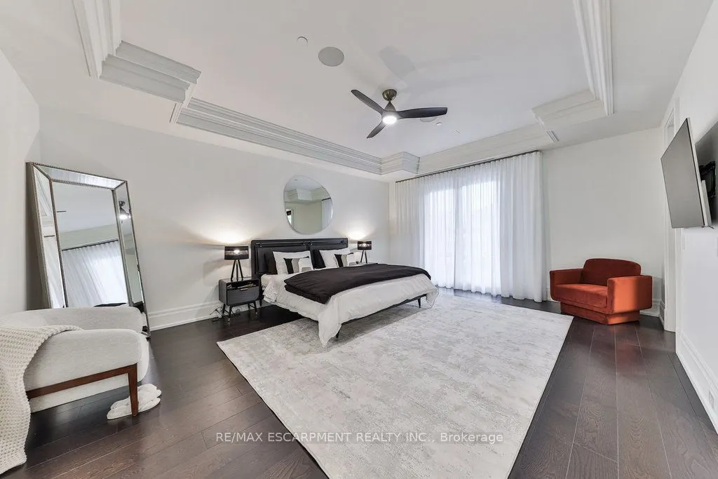 300 Randall Street, #212