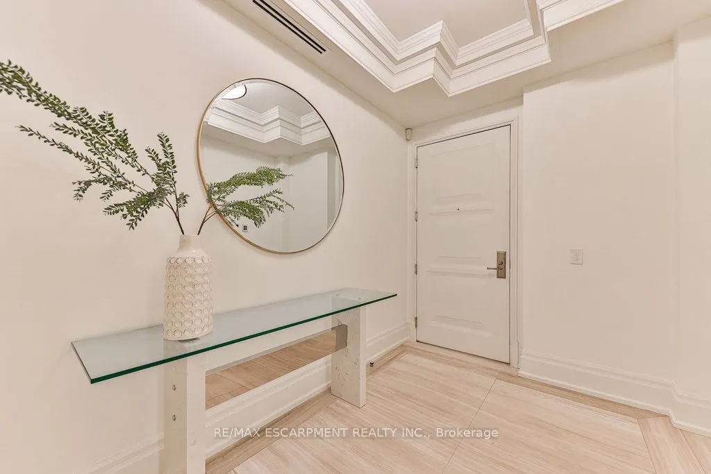 300 Randall Street, #212