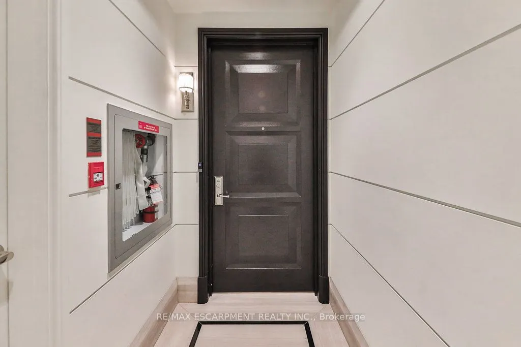 300 Randall Street, #212