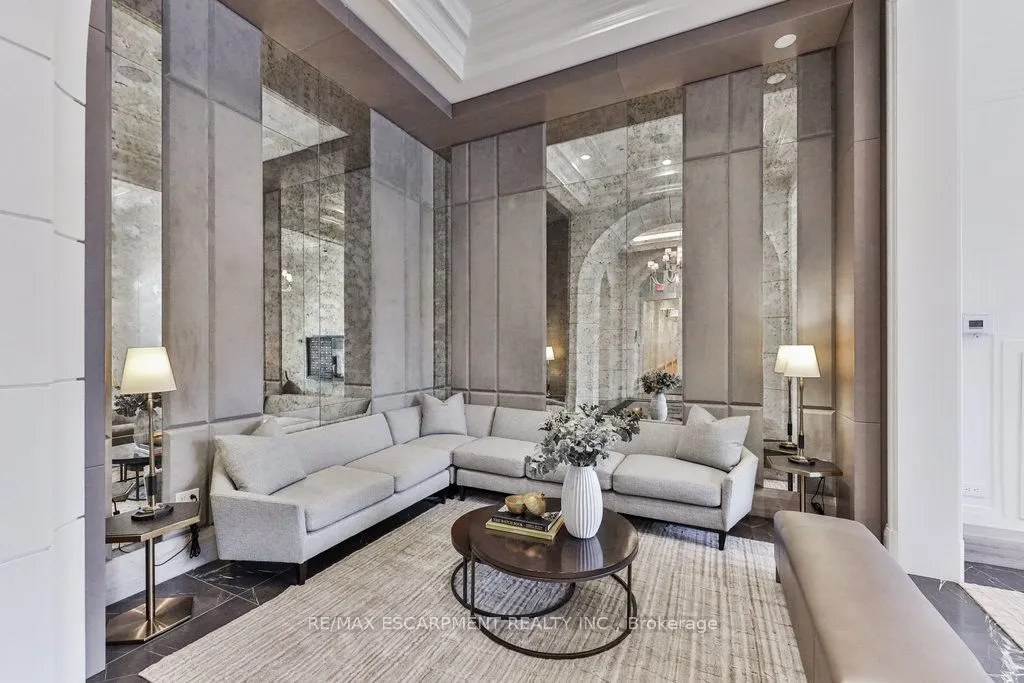 300 Randall Street, #212