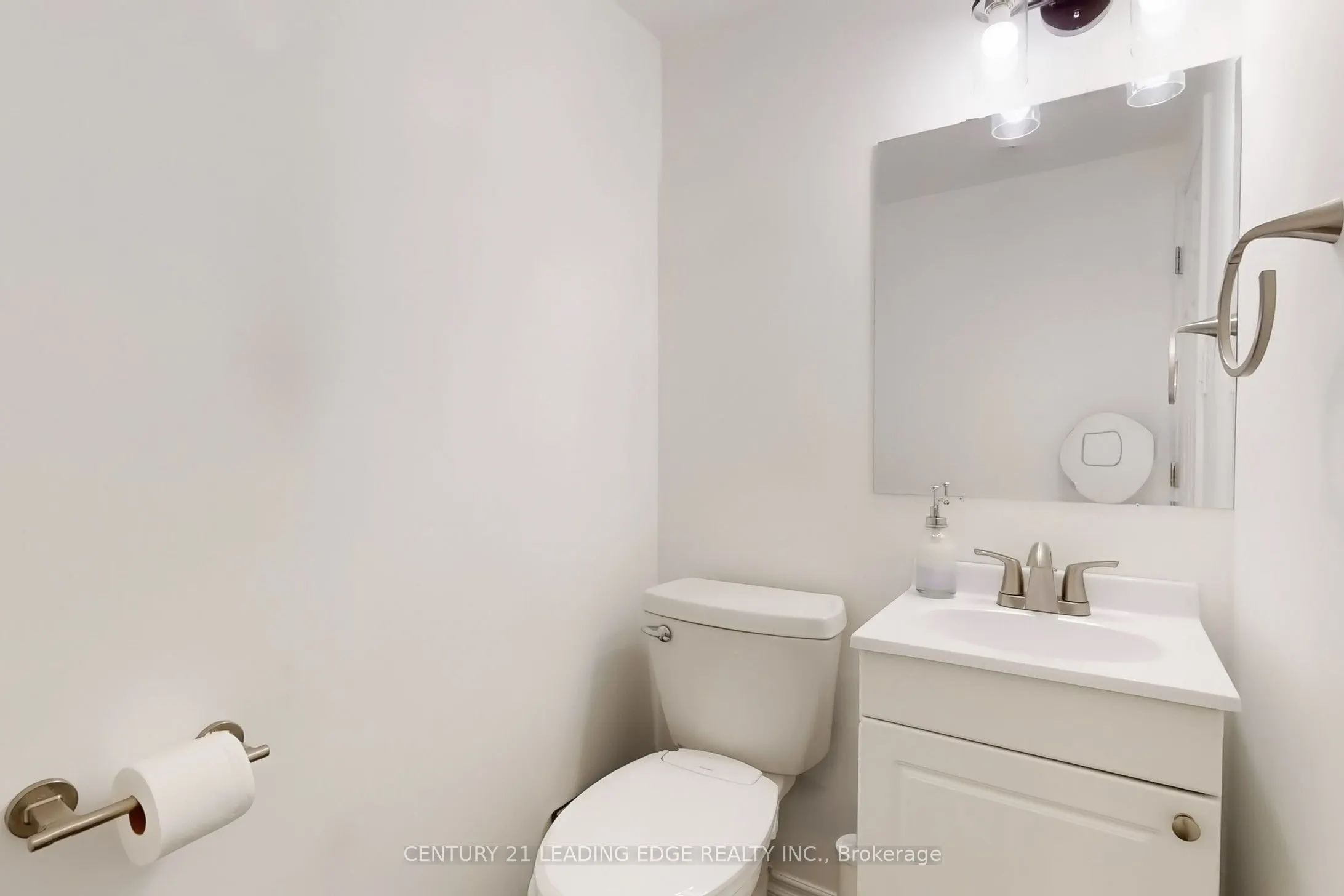 589 FRANCIS Road E, #10