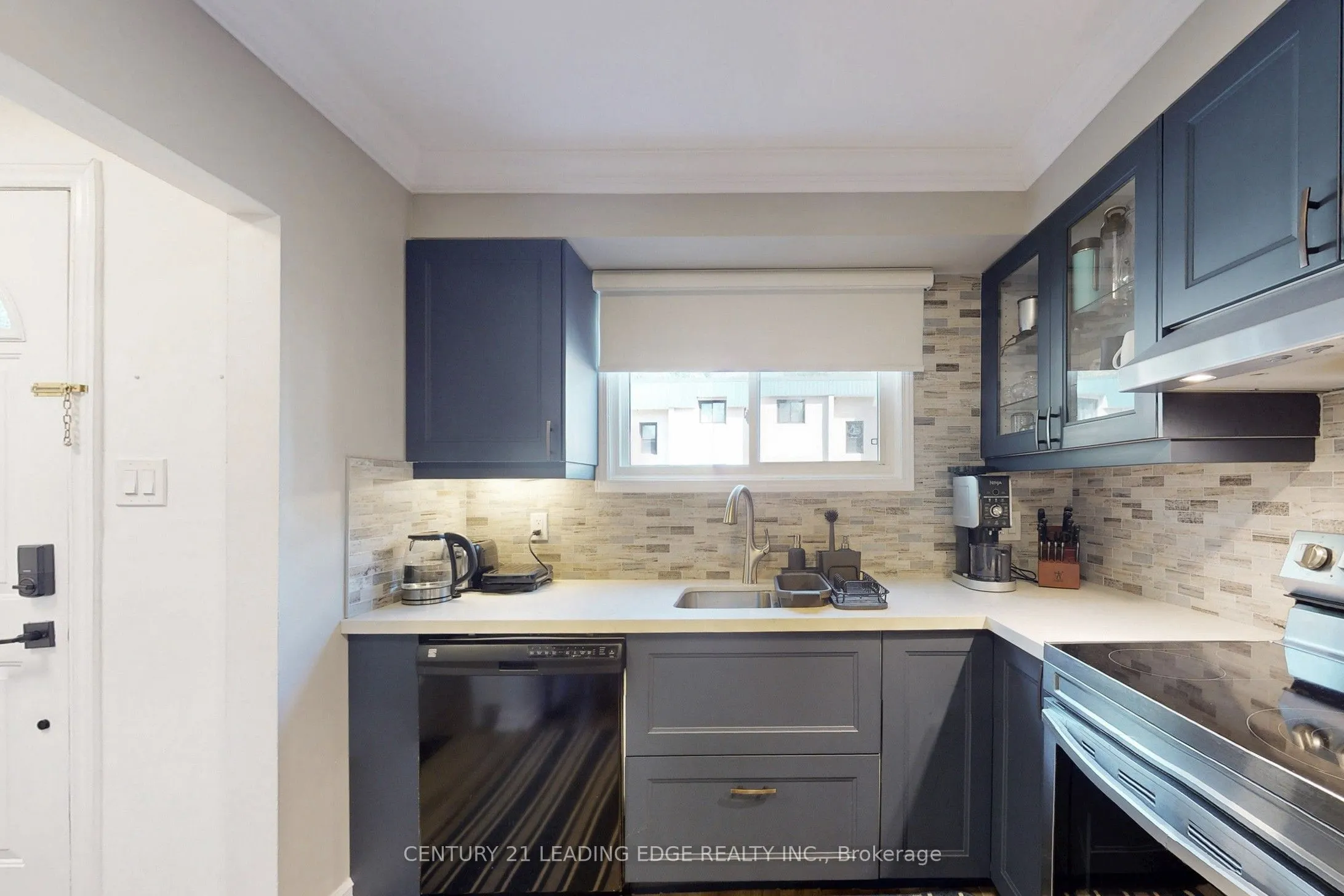 589 FRANCIS Road E, #10