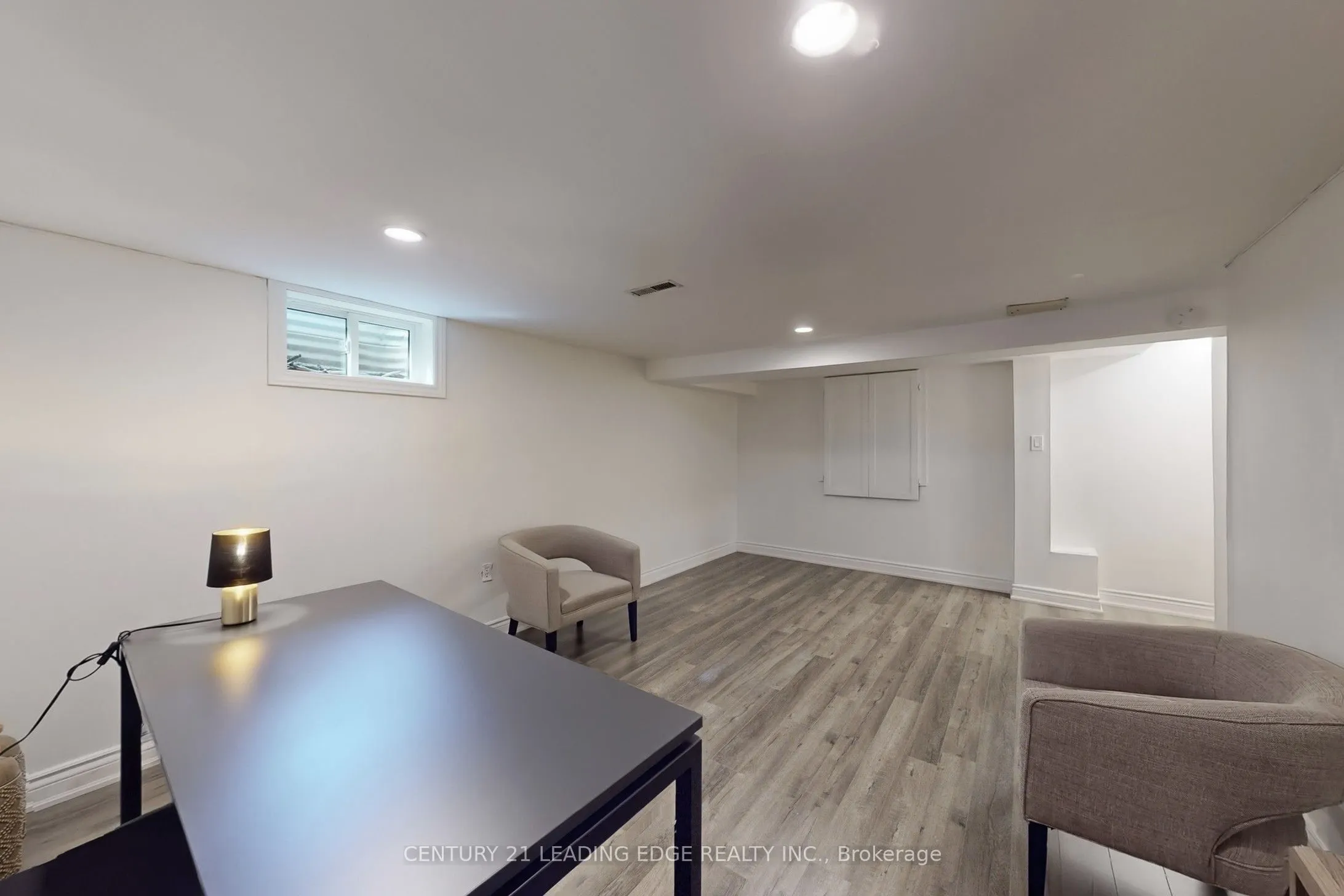 589 FRANCIS Road E, #10