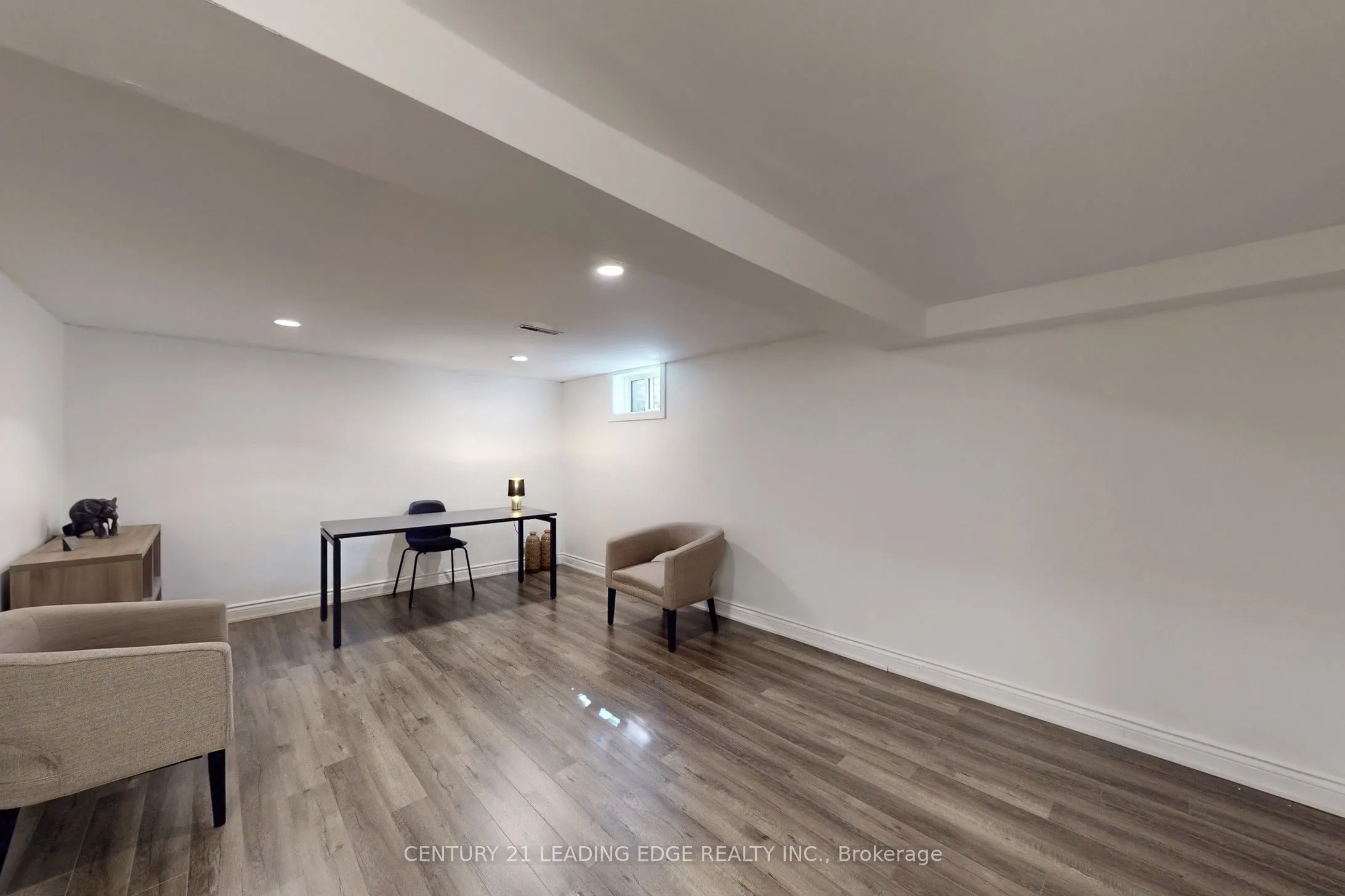 589 FRANCIS Road E, #10