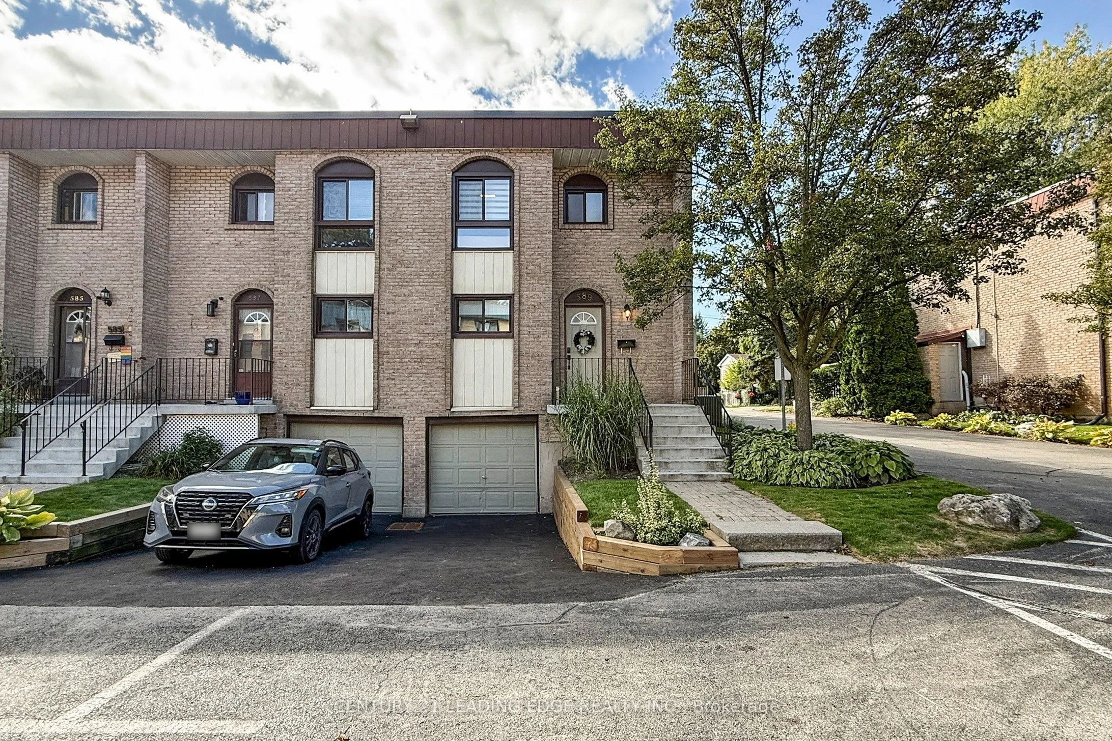 589 FRANCIS Road E, #10