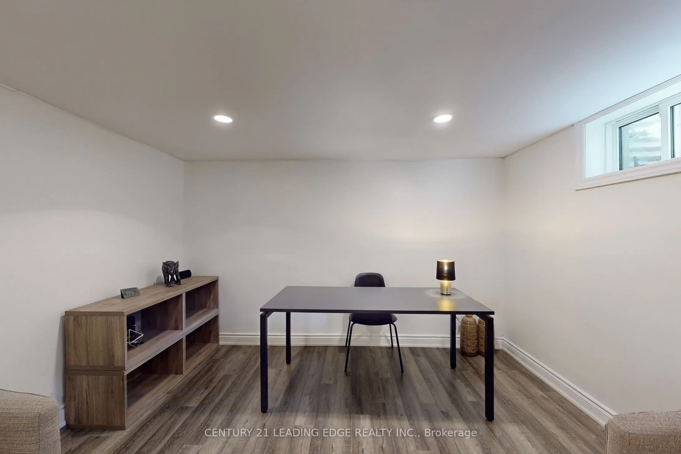 589 FRANCIS Road E, #10