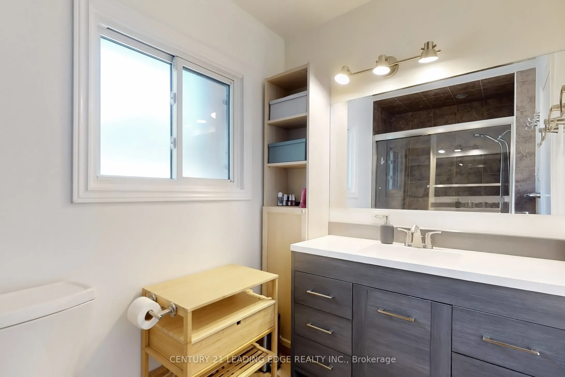 589 FRANCIS Road E, #10