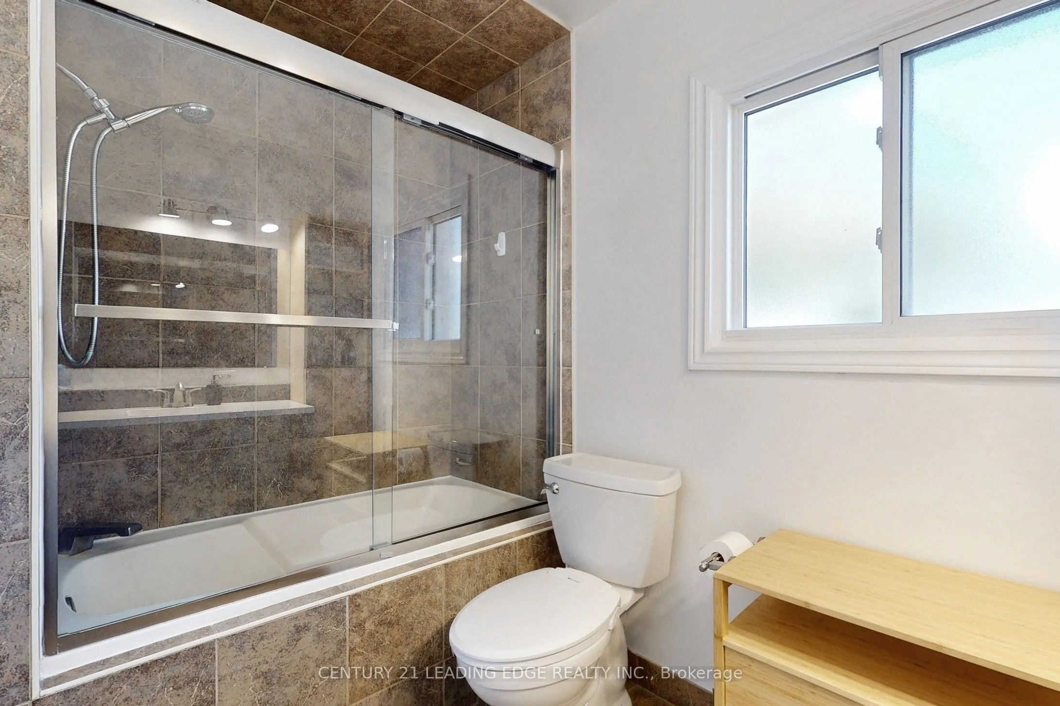 589 FRANCIS Road E, #10