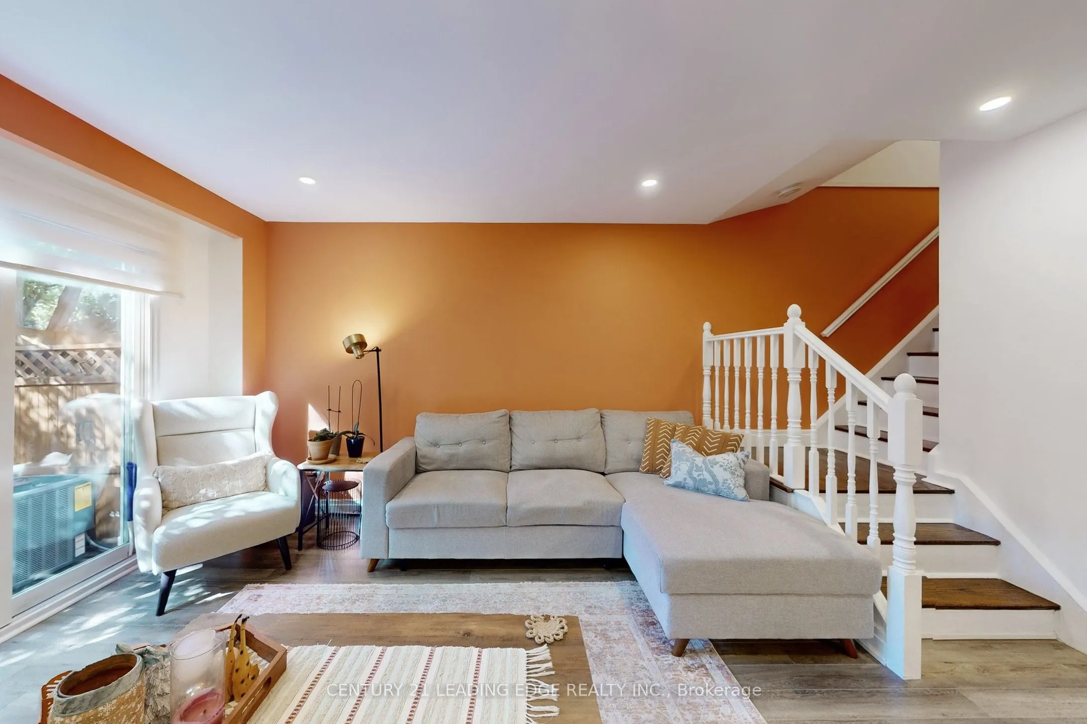589 FRANCIS Road E, #10