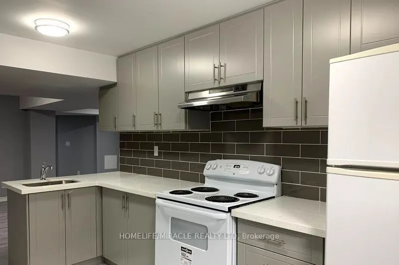 19 Muscovy Drive, #Bsmt