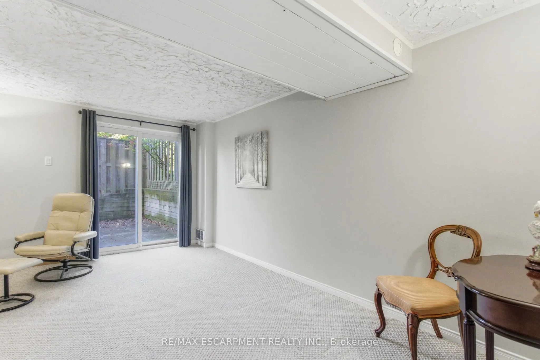 3500 Glen Erin Drive, #6