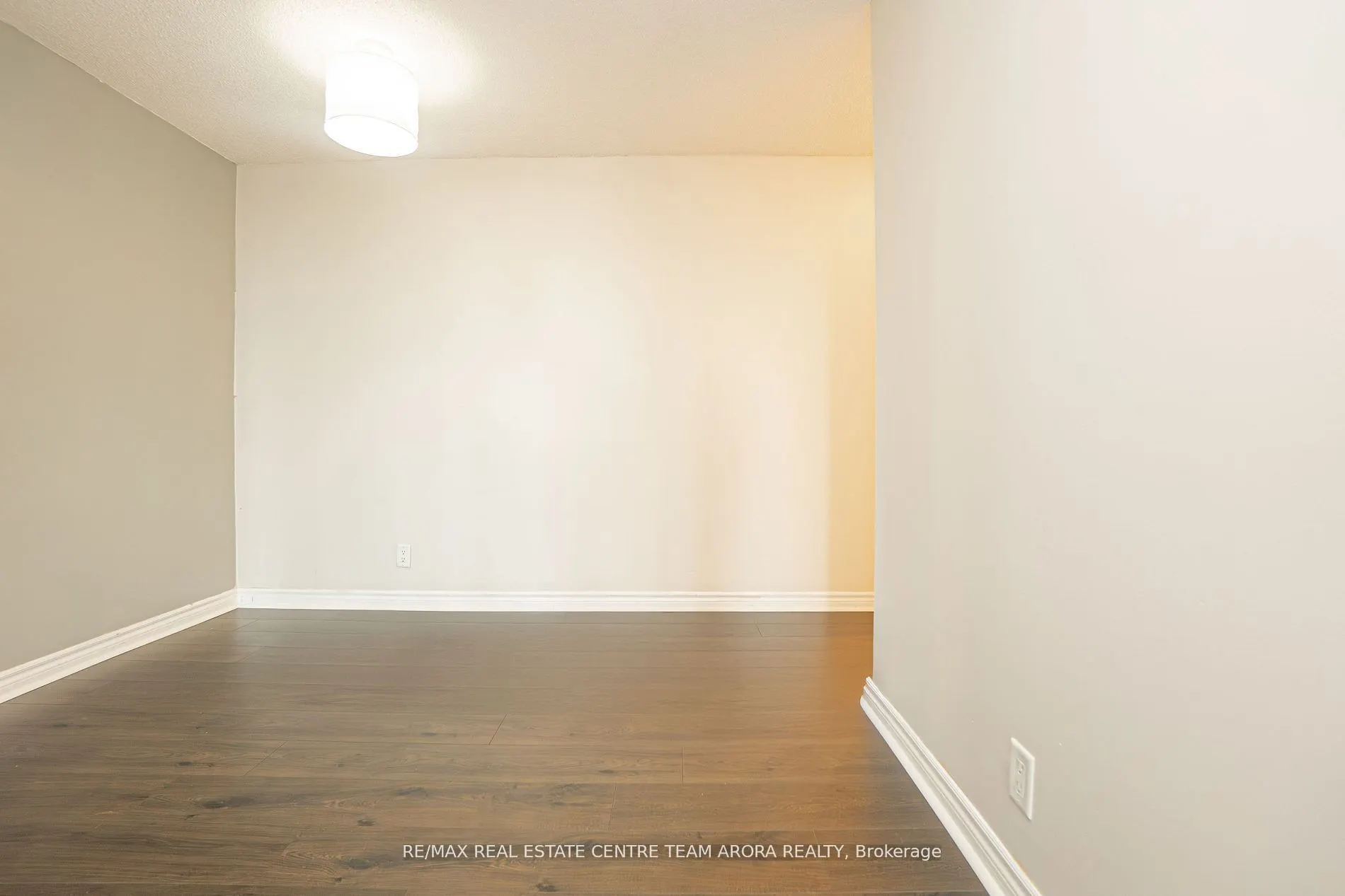 33 Elm Drive, #1109