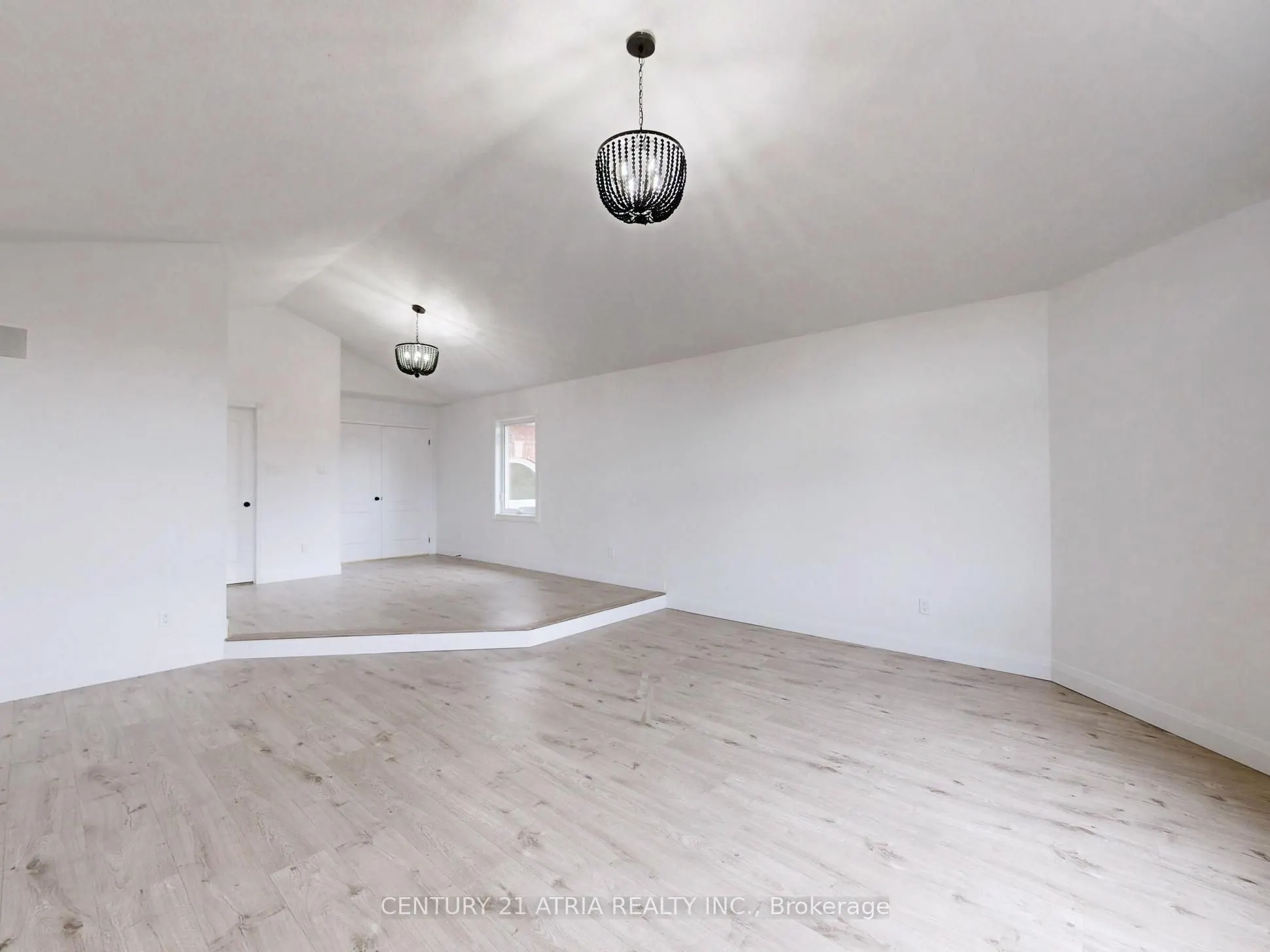 1629 Astrella Crescent