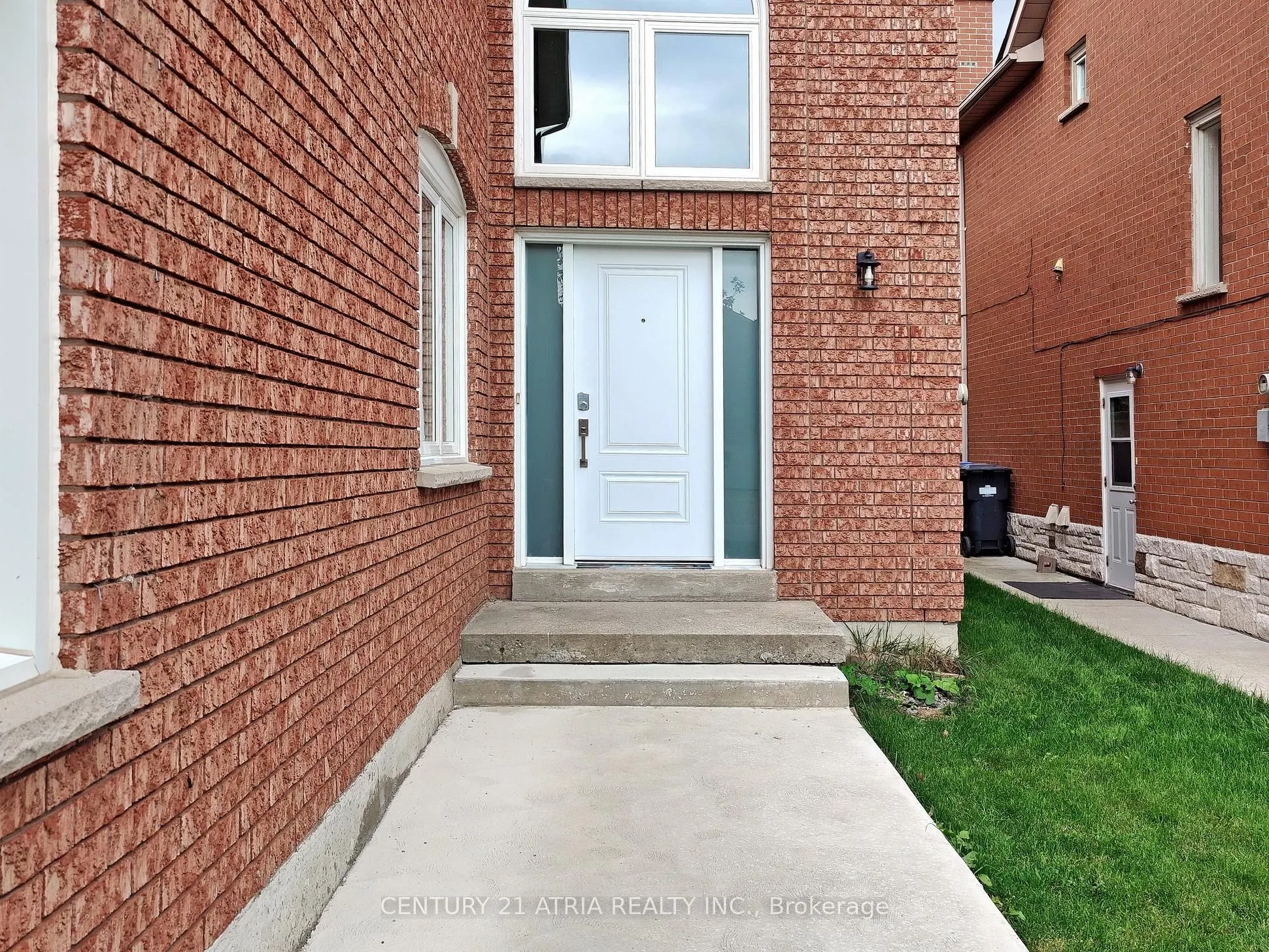 1629 Astrella Crescent