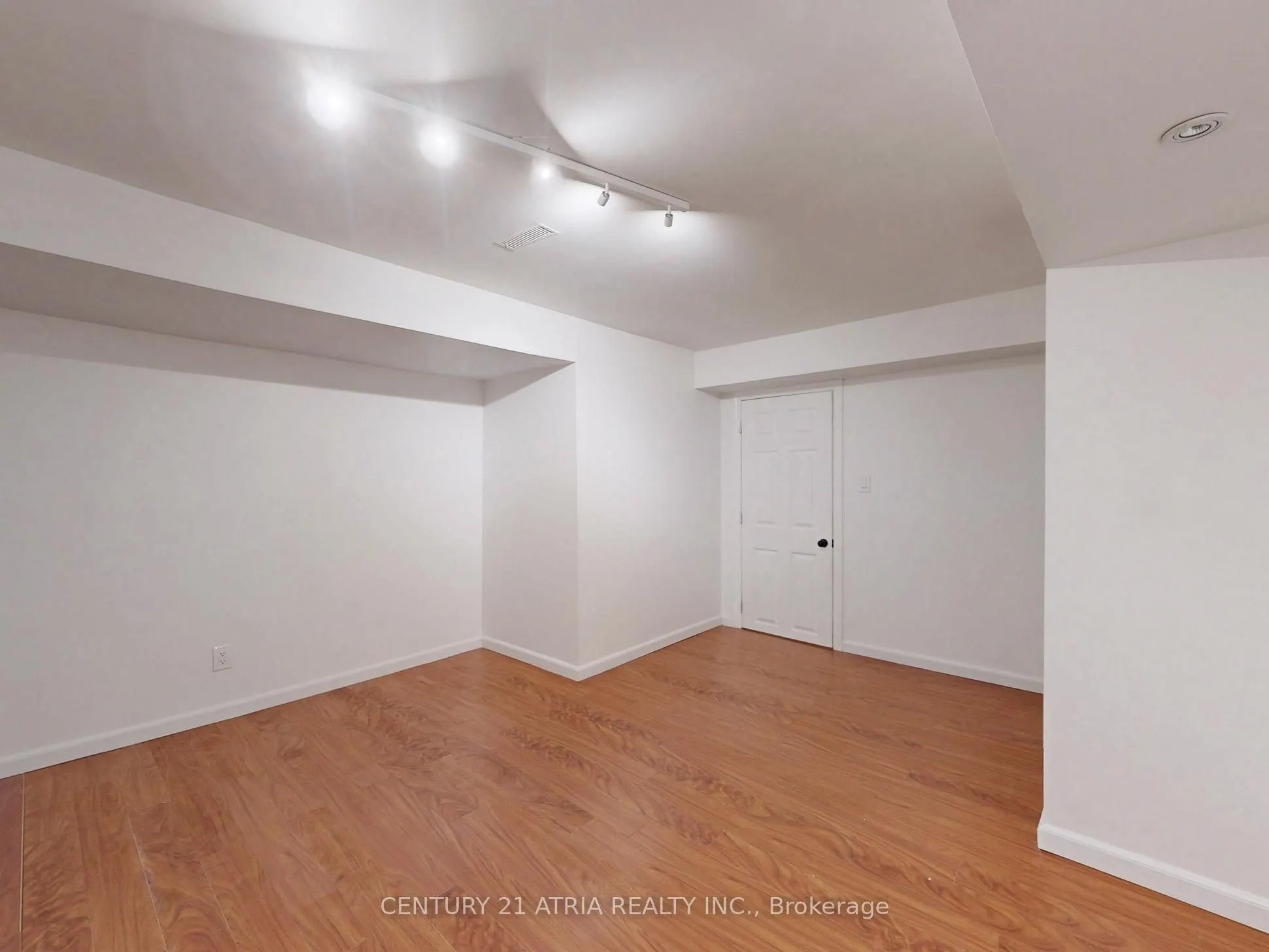1629 Astrella Crescent