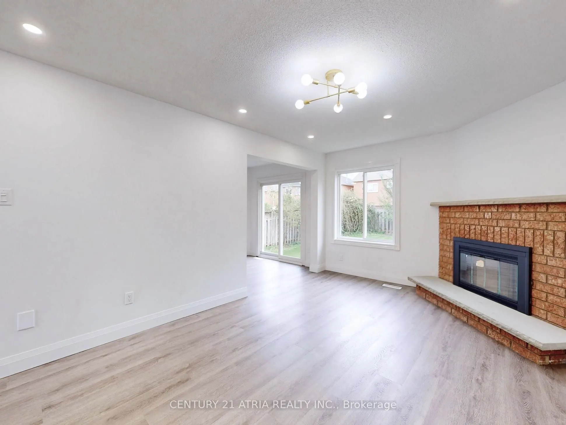 1629 Astrella Crescent