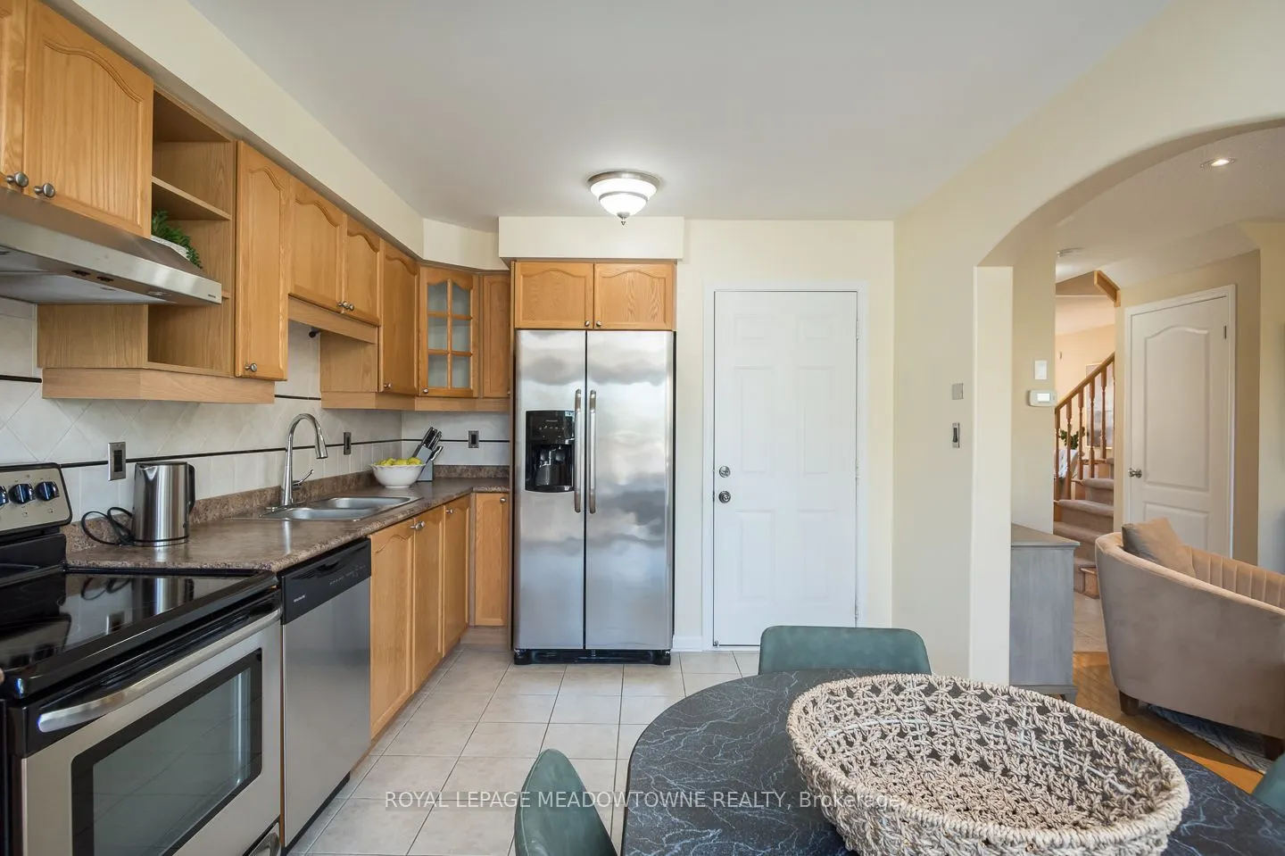 701 Thompson Road S