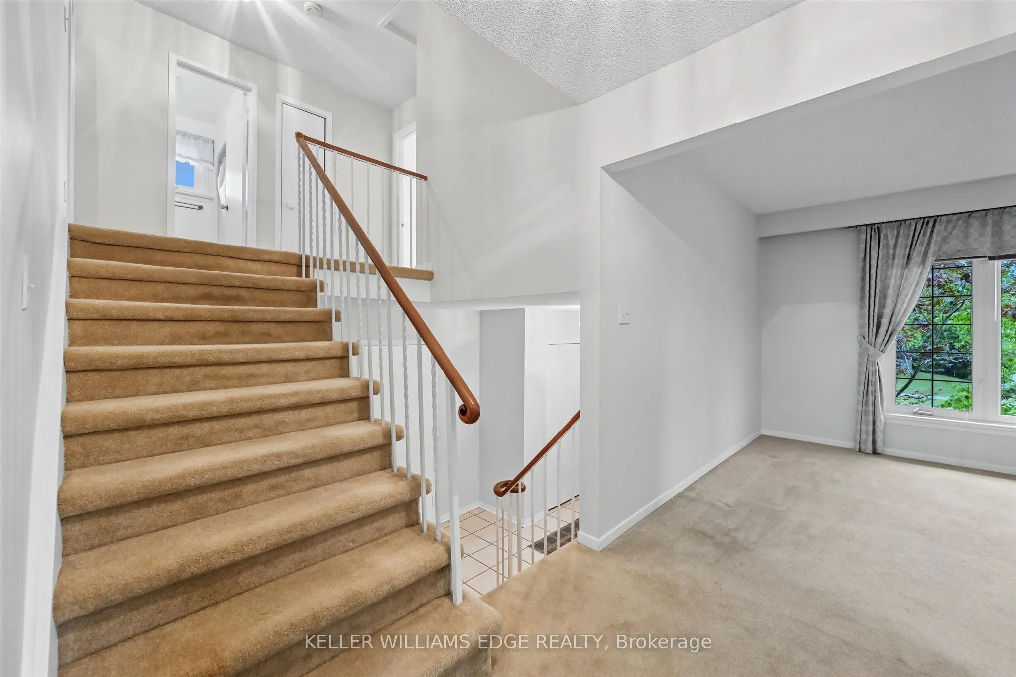 2400 Eaglesfield Drive