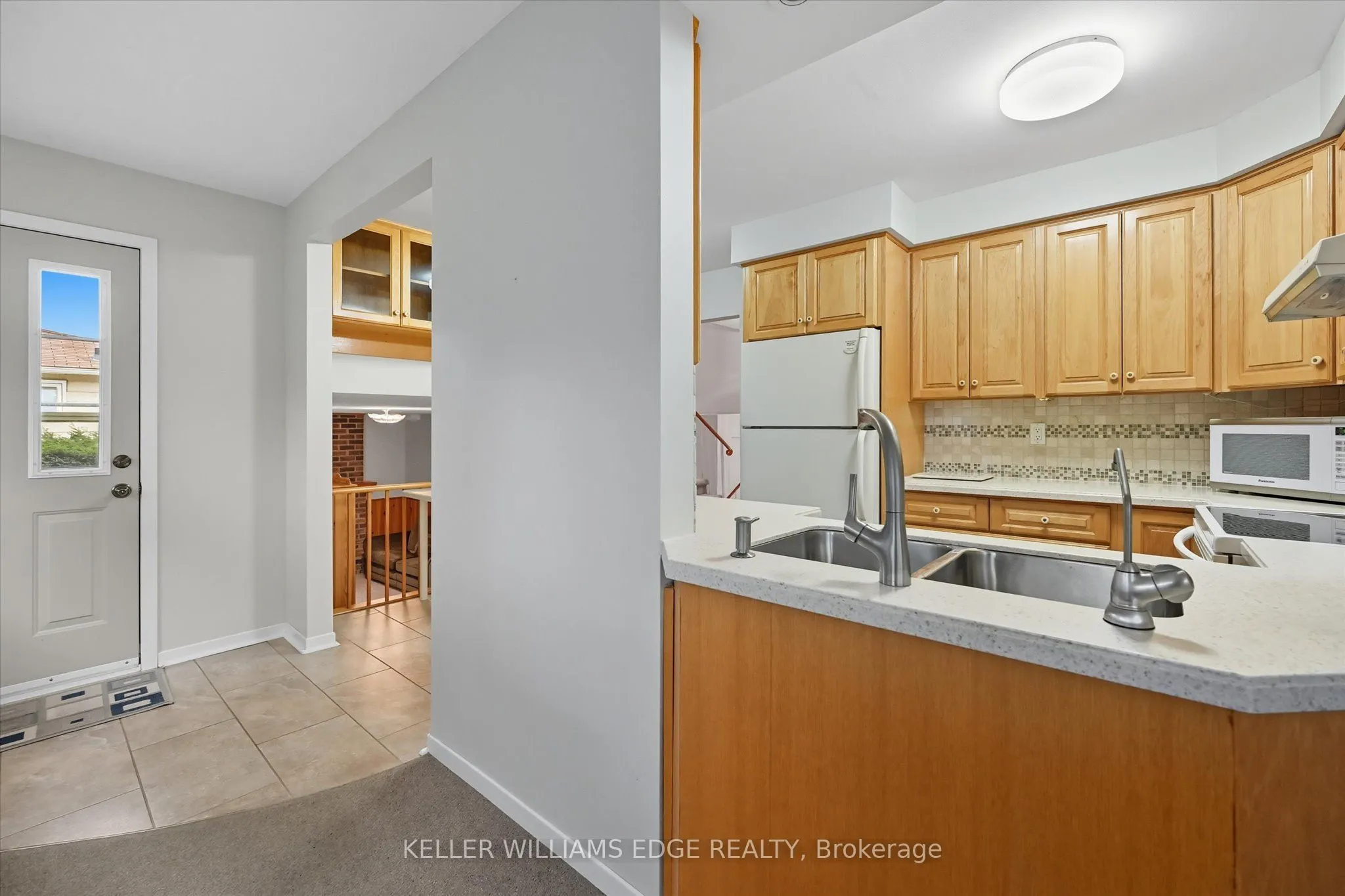 2400 Eaglesfield Drive