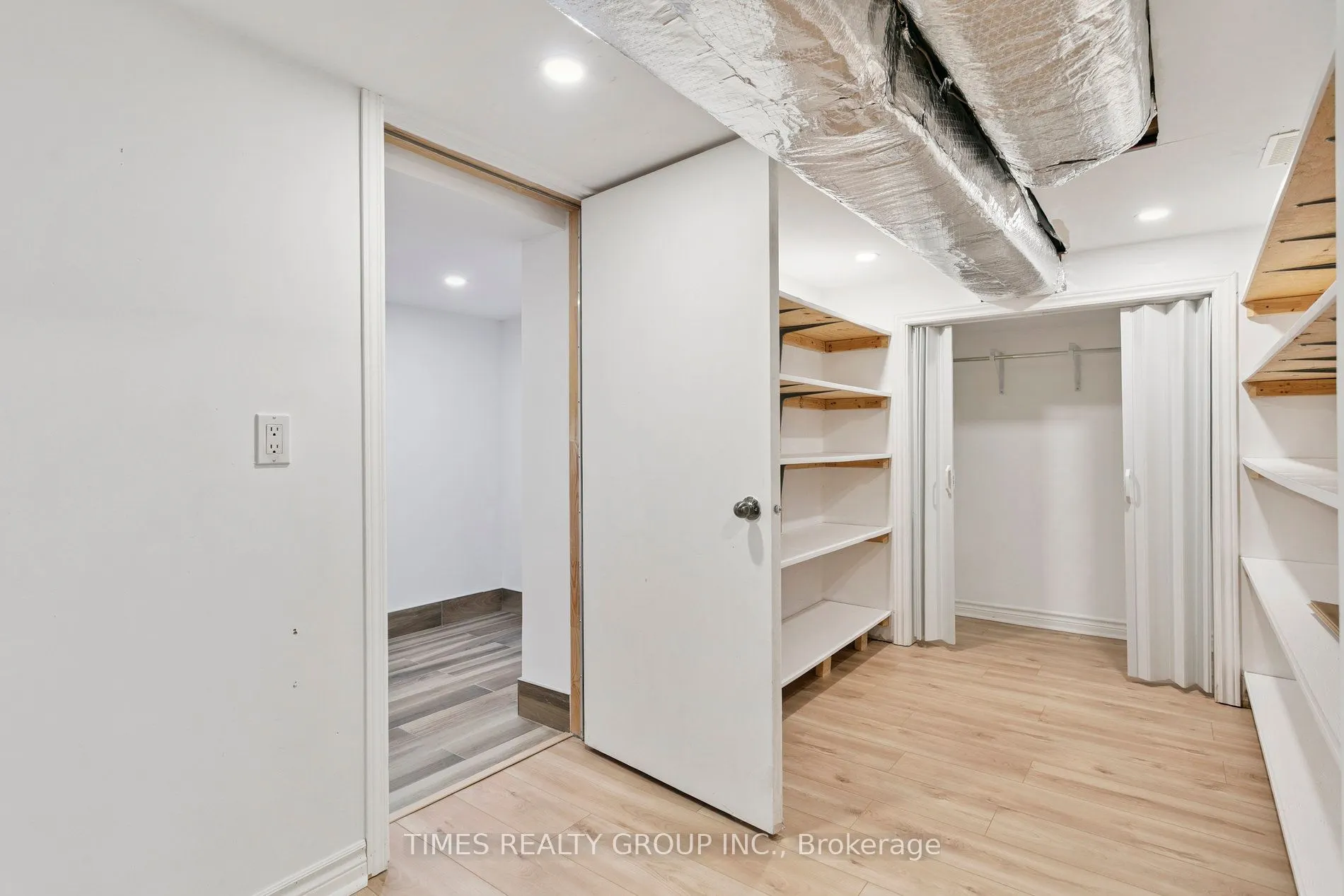 212 Creek Path Avenue