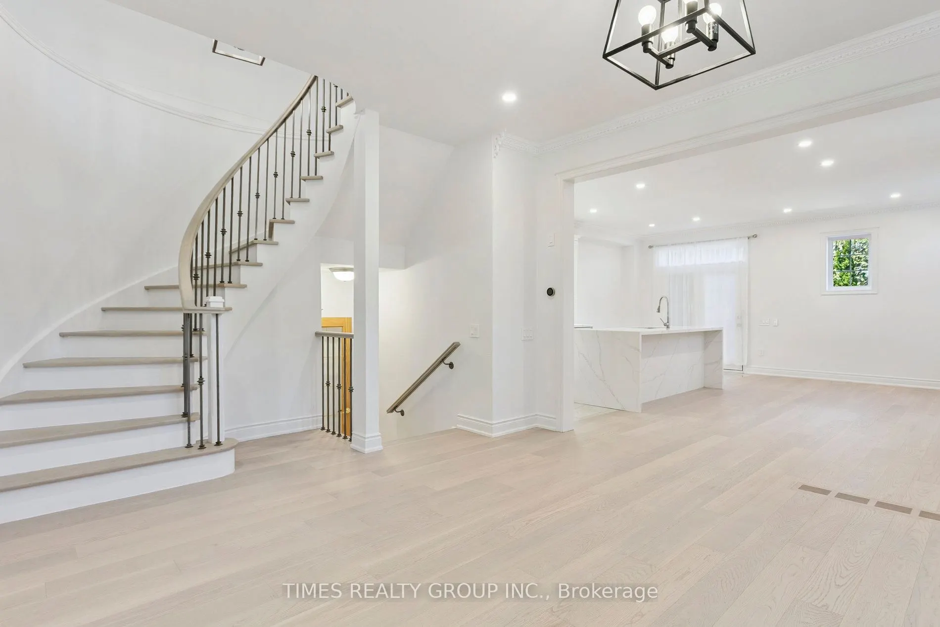 212 Creek Path Avenue