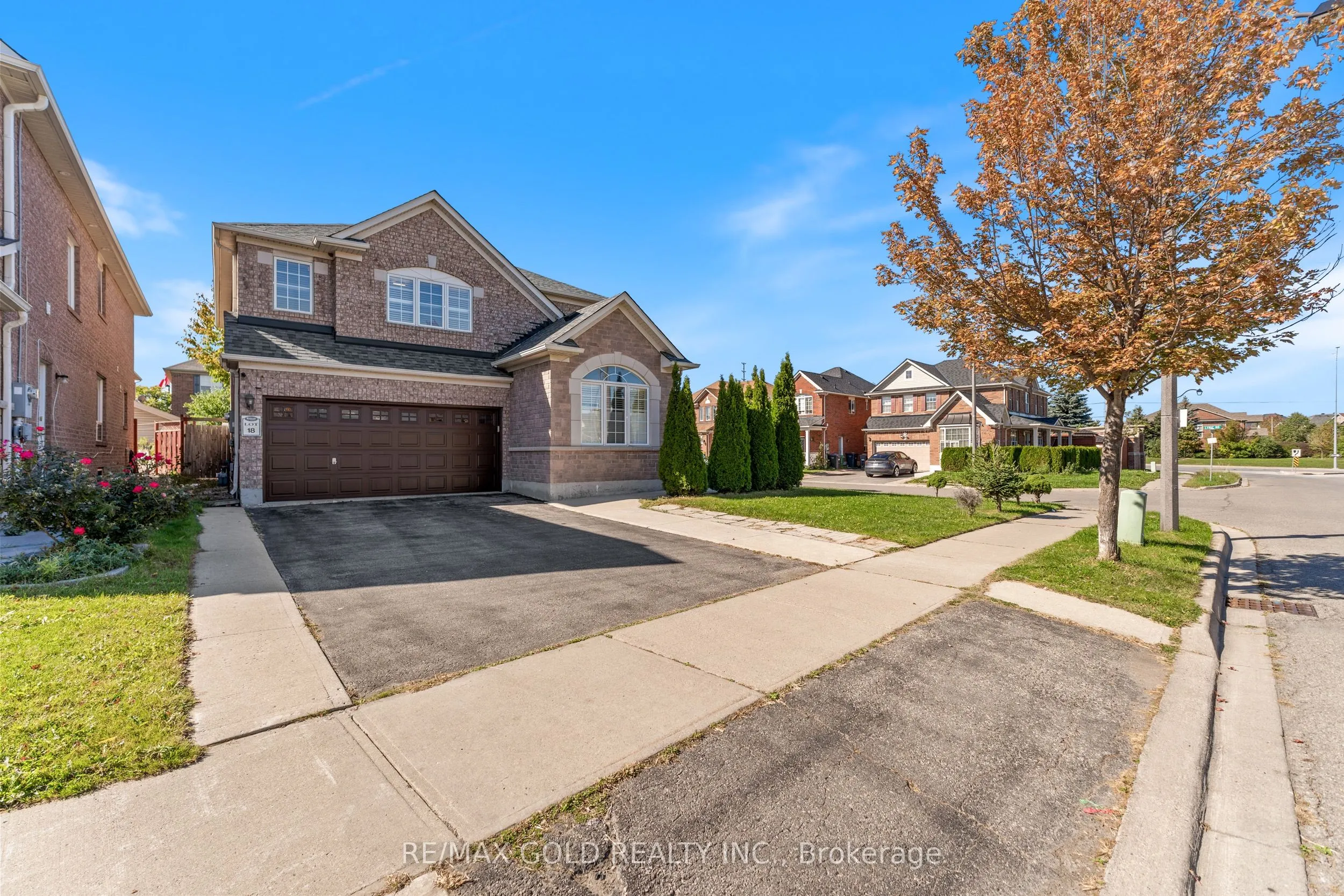 23 Lyric Road