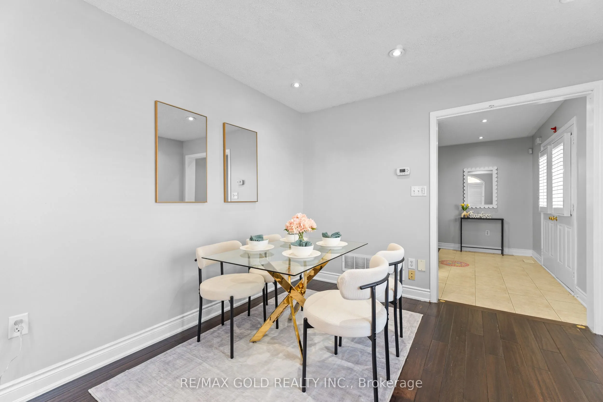 23 Lyric Road