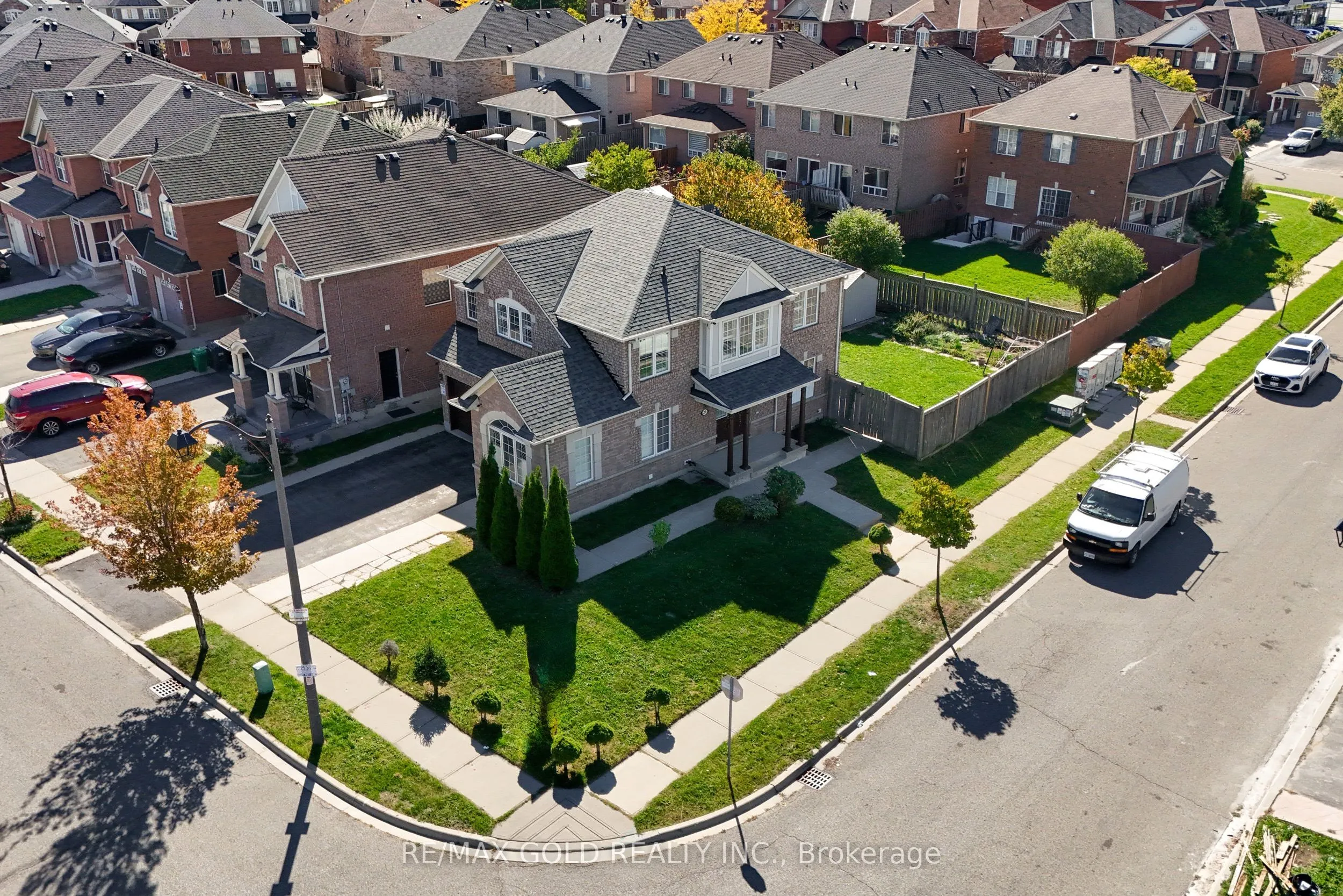 23 Lyric Road