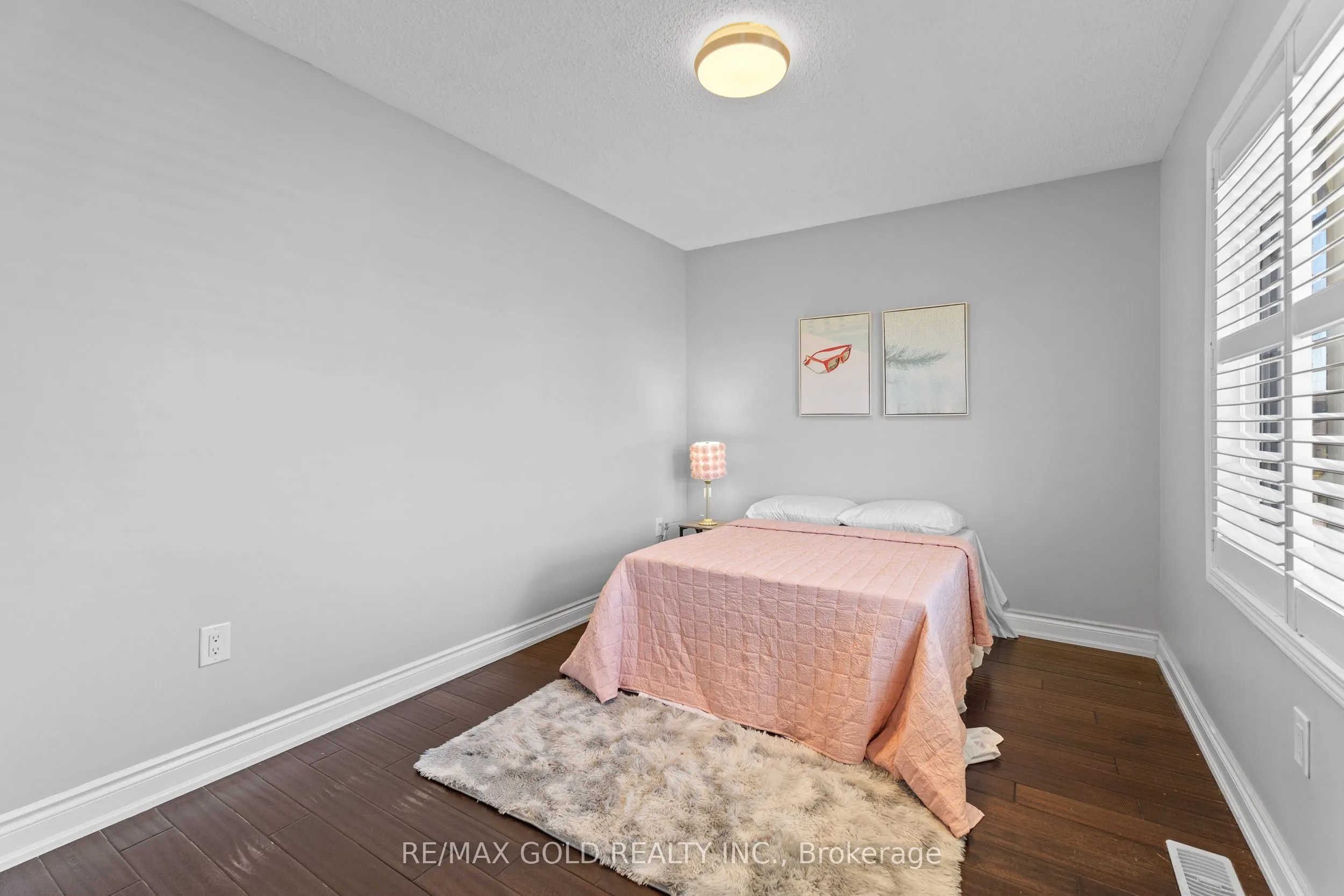 23 Lyric Road
