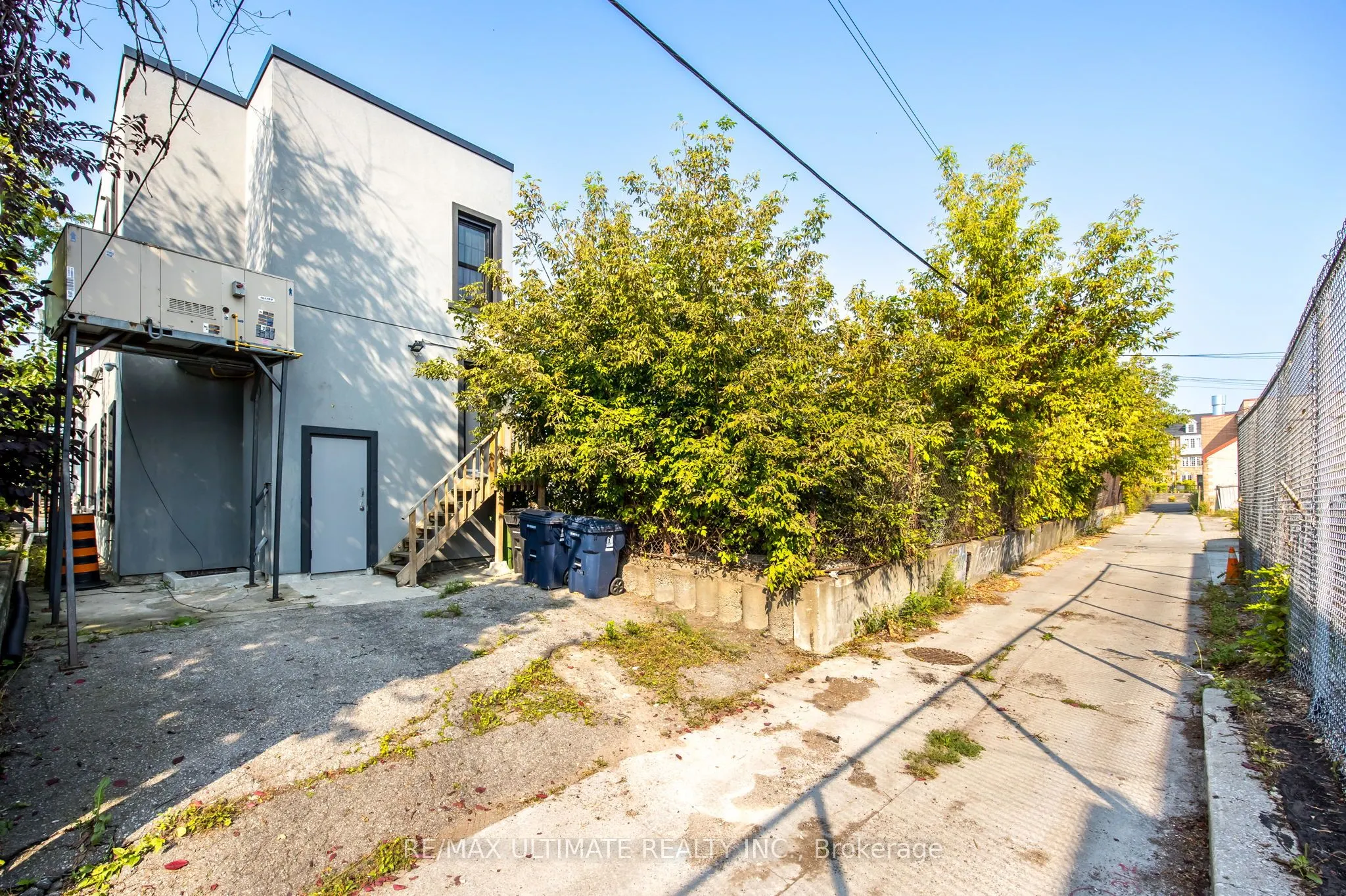 603 Keele Street N