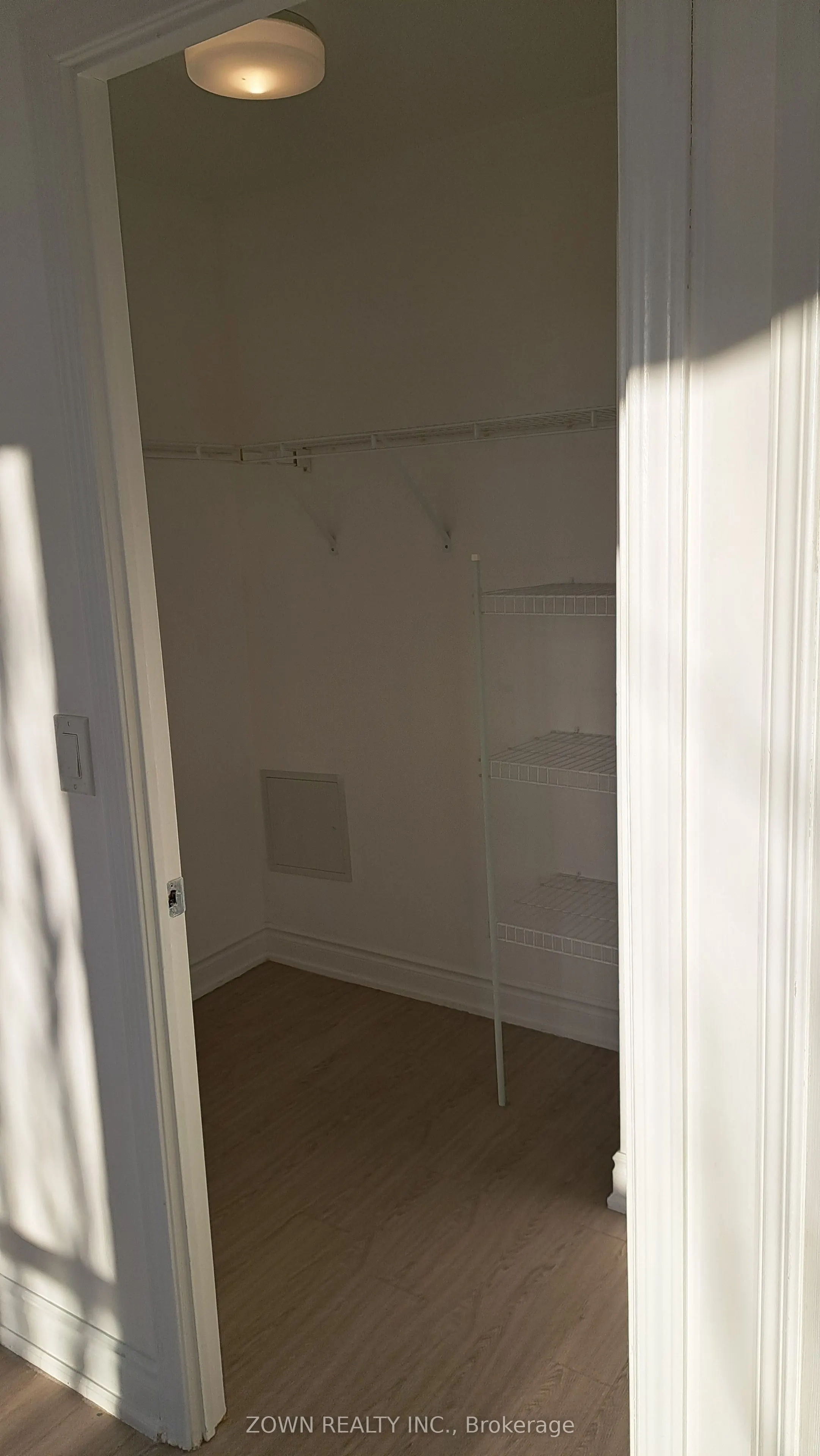 388 Prince of Wales Drive, #405