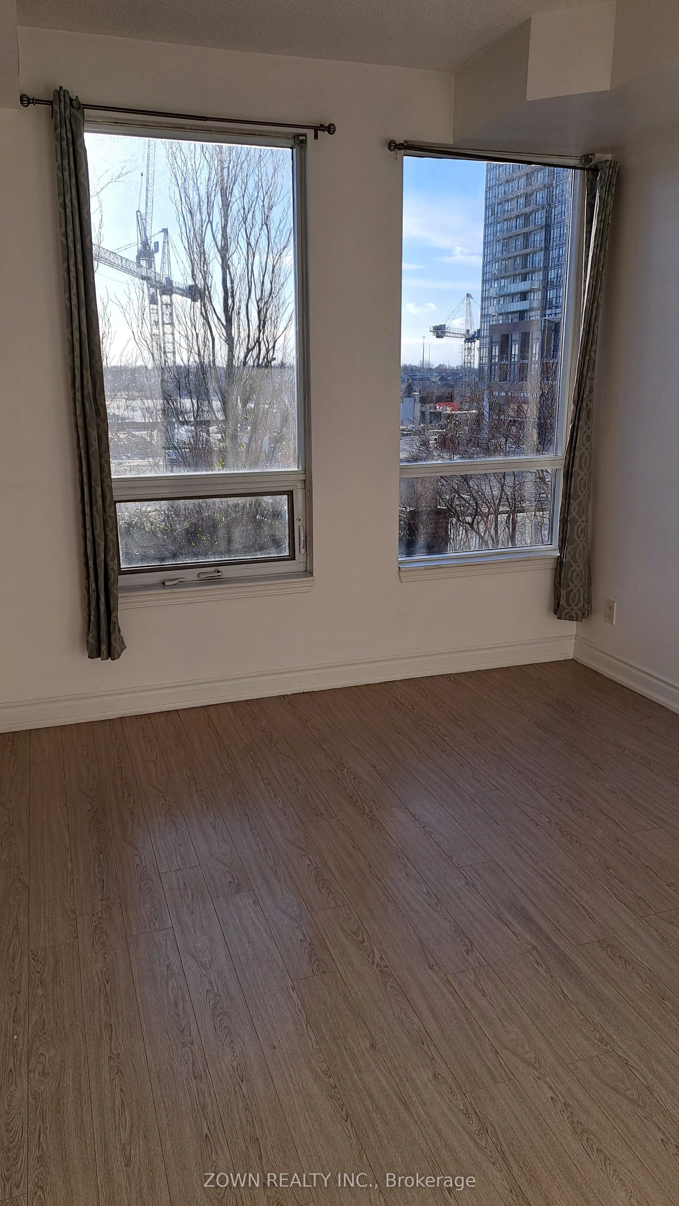 388 Prince of Wales Drive, #405