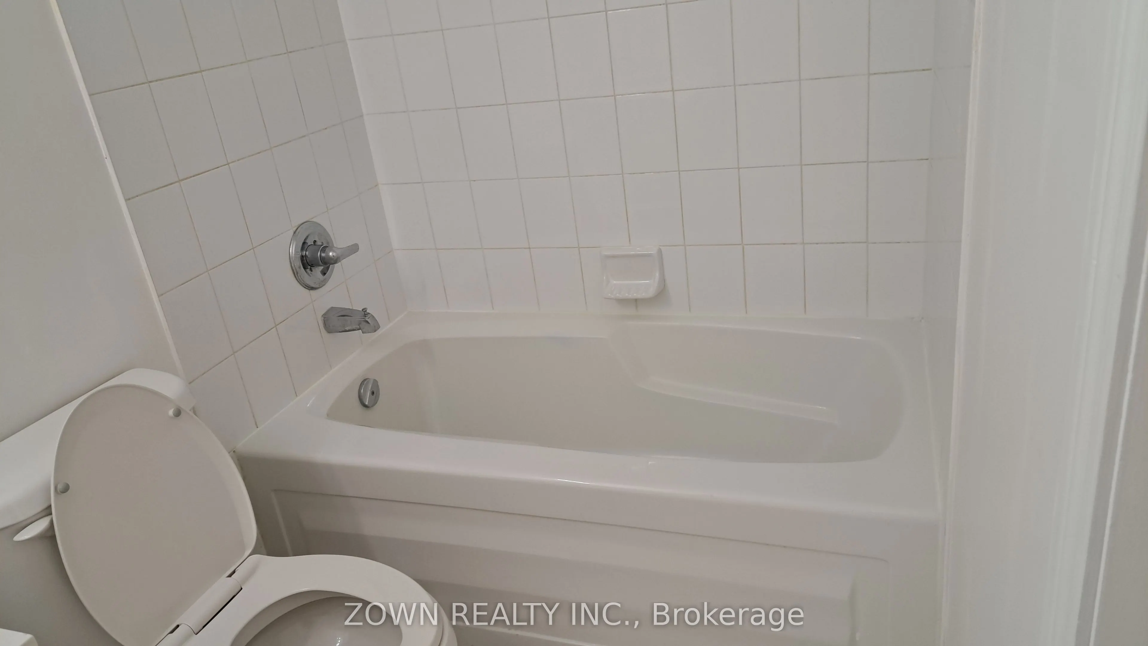 388 Prince of Wales Drive, #405