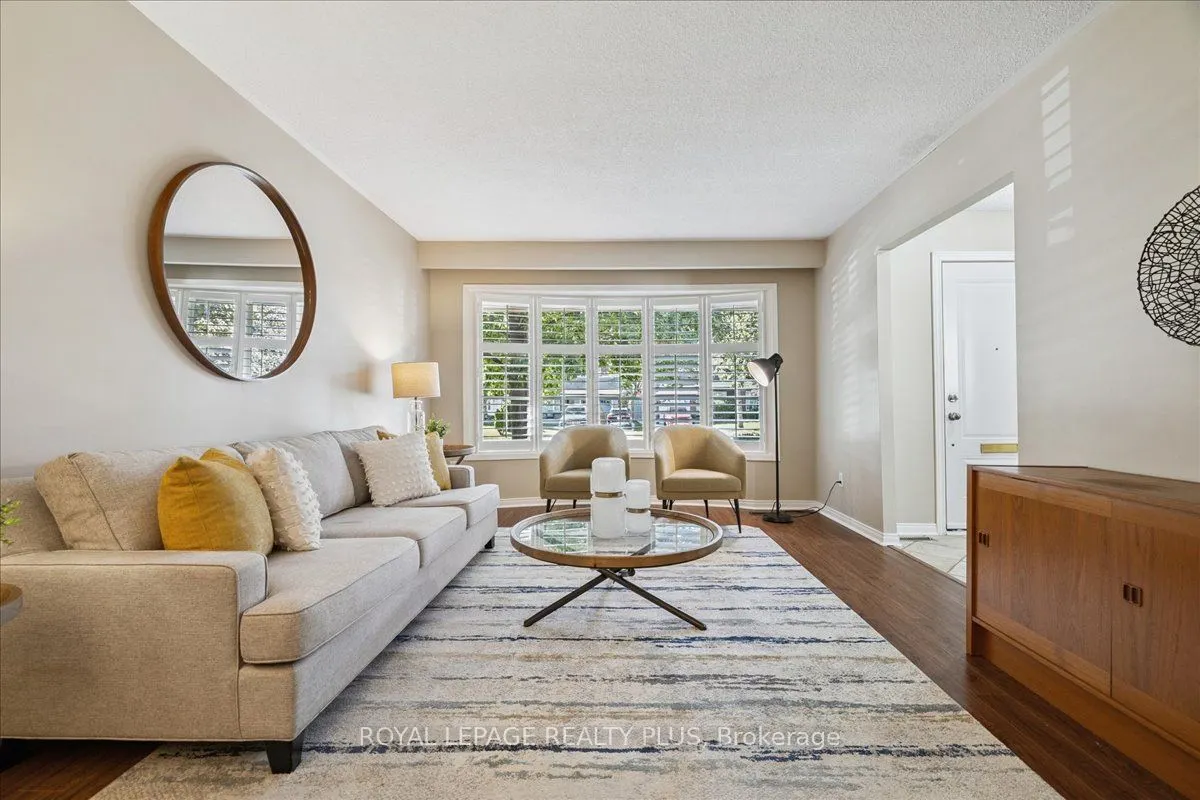 3290 Masthead Crescent