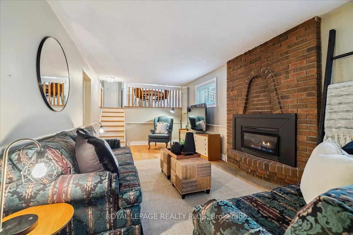 3290 Masthead Crescent