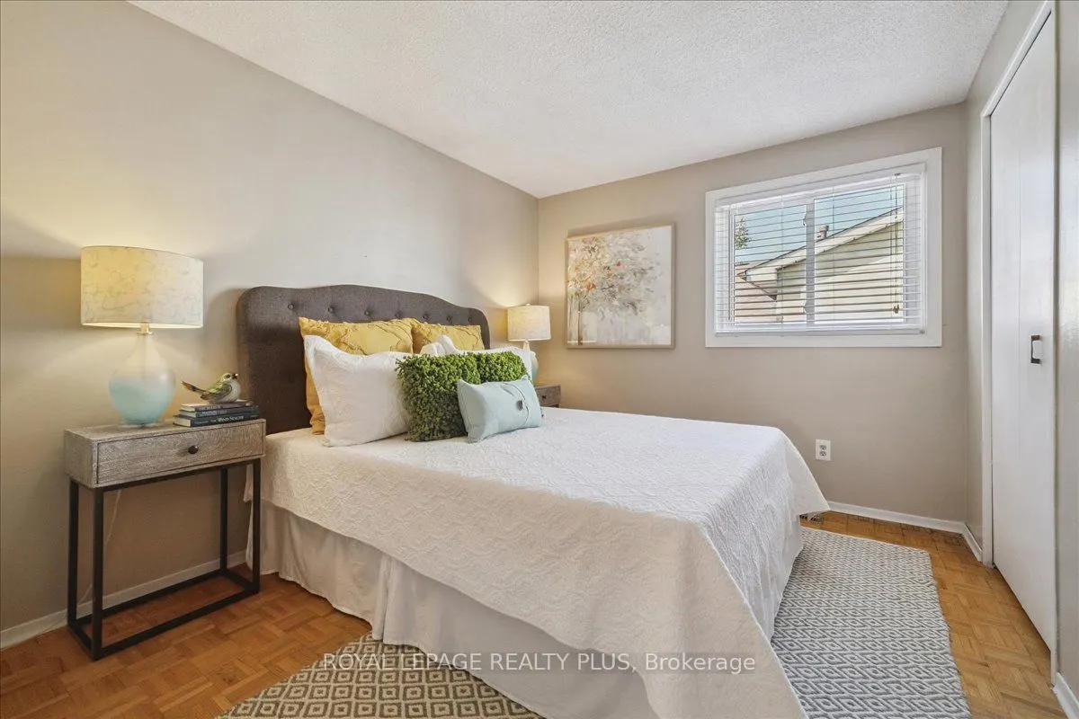 3290 Masthead Crescent