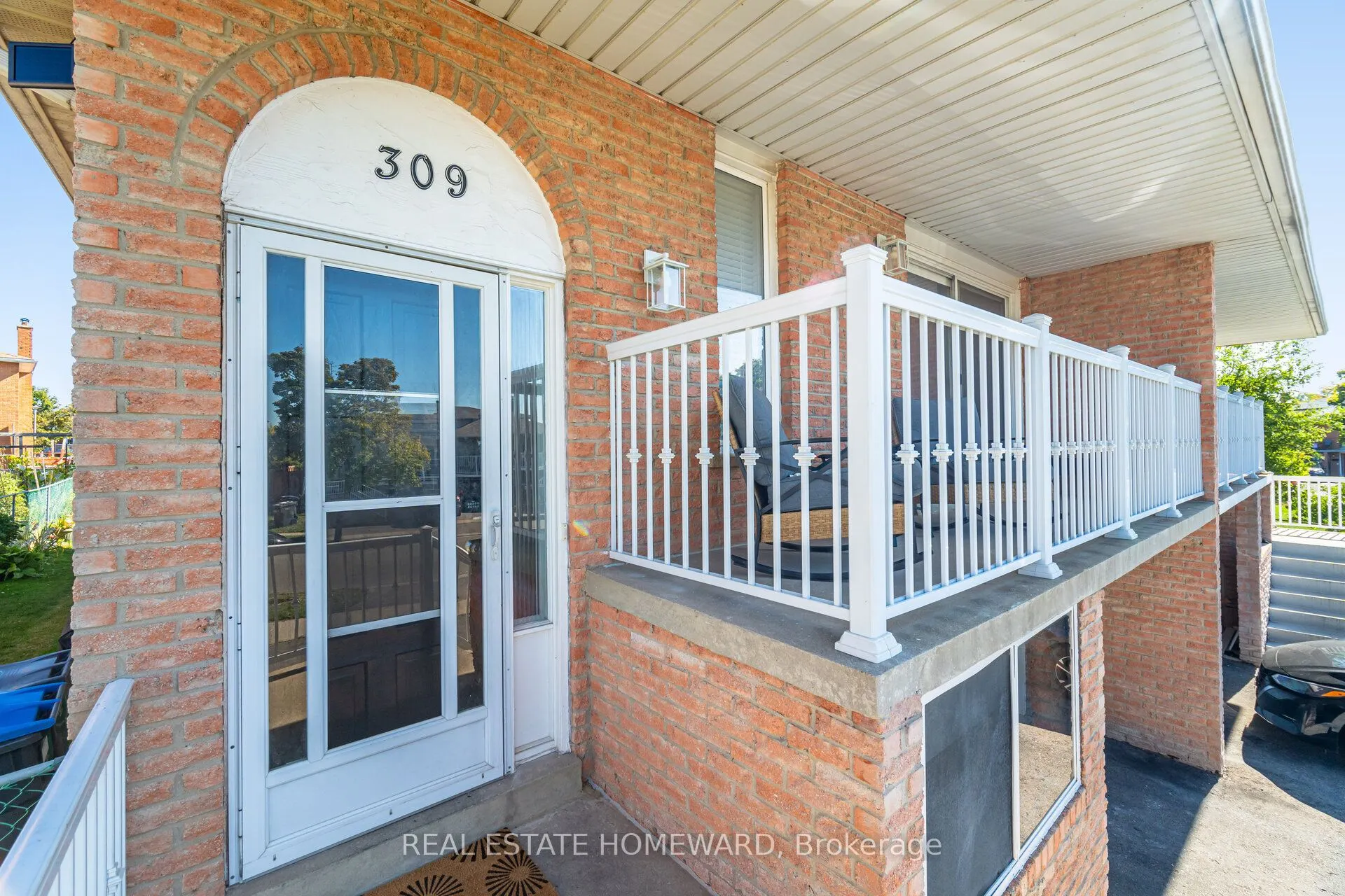 309 Royal Salisbury Way