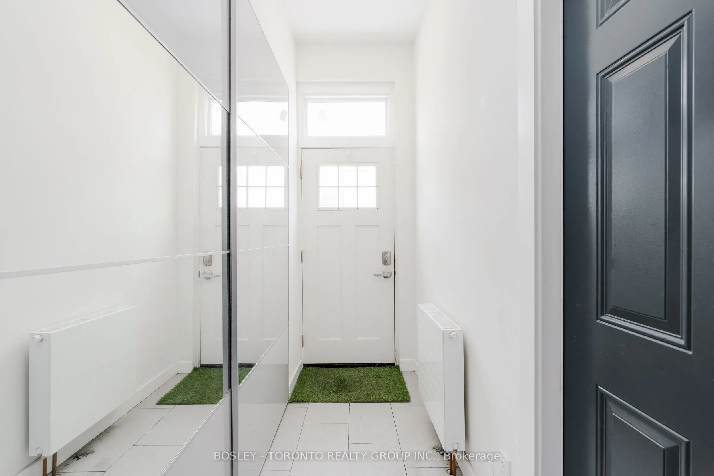 230 Christie Street, #Upper