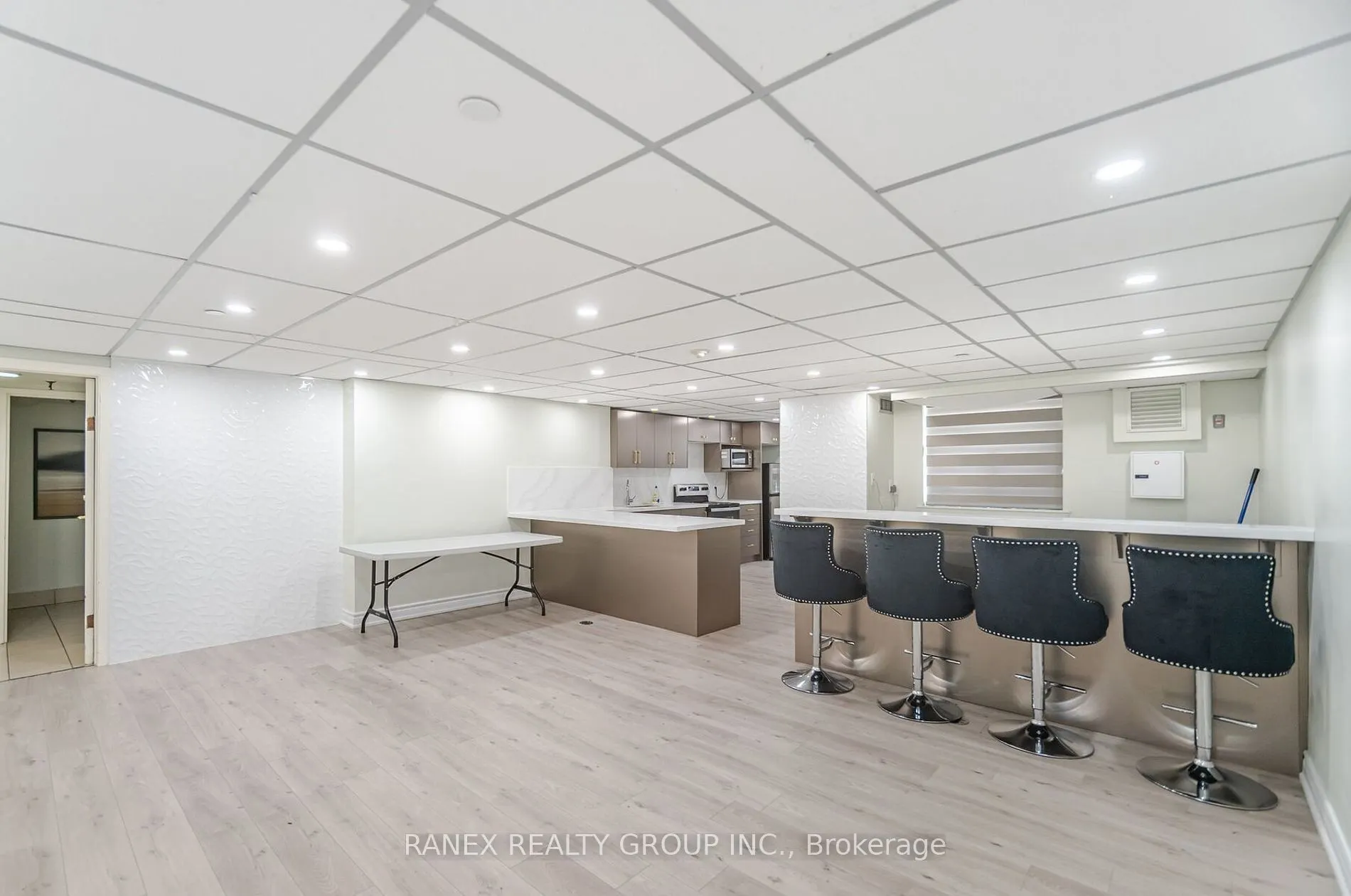 18 Knightsbridge Road, #2604