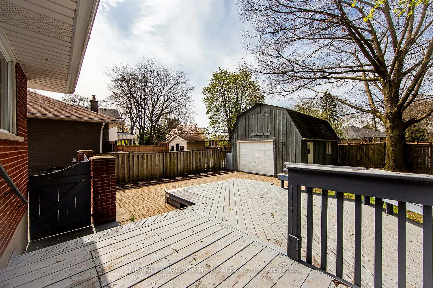 530 Lees Lane