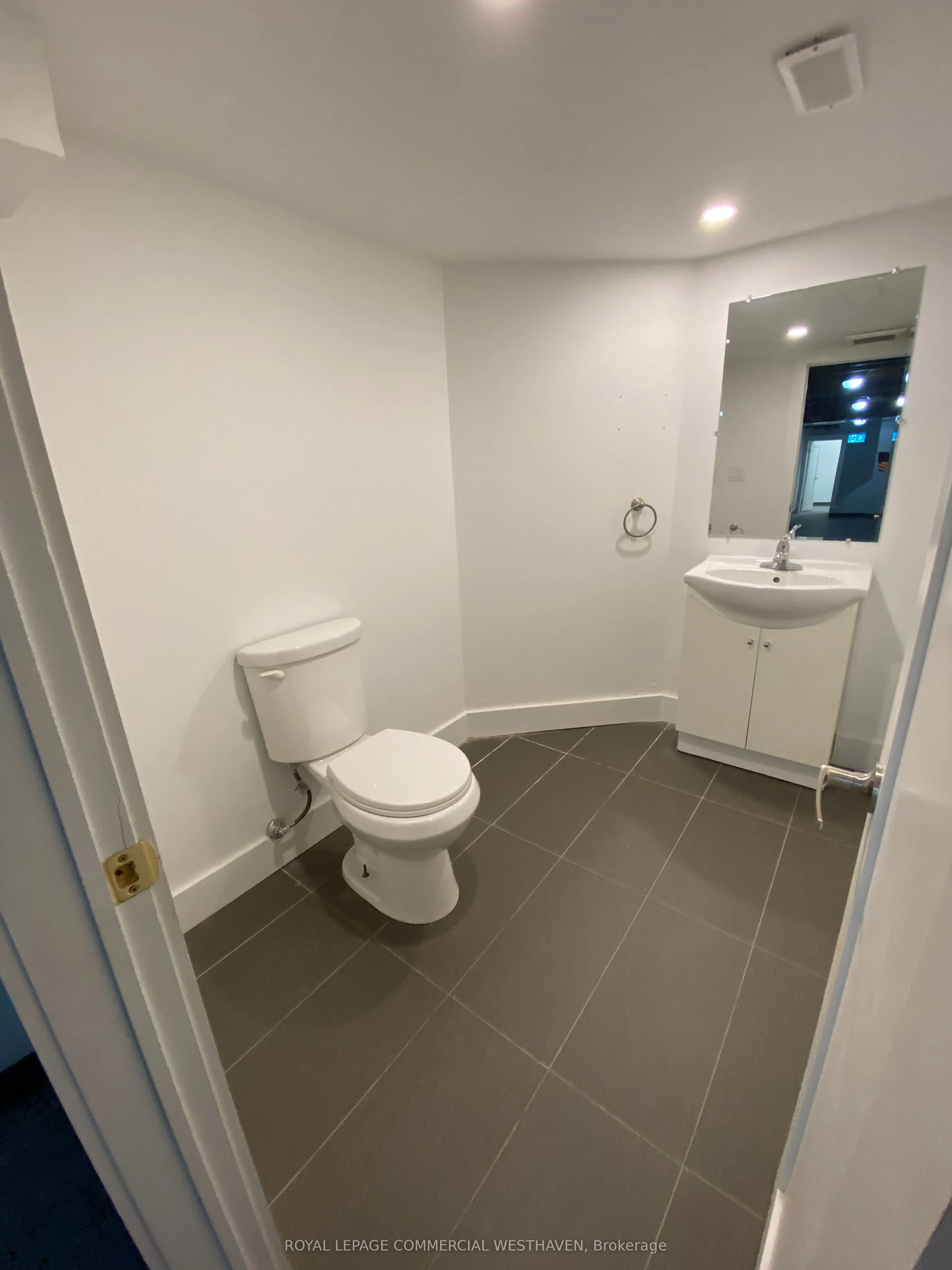 2032 Eglinton Avenue W